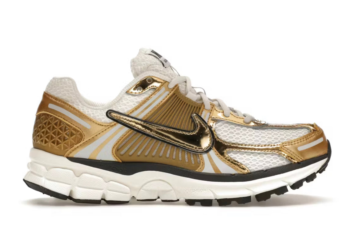 Nike Vomero 5 Metallic Gold (W), brand new, US Youth 4.5