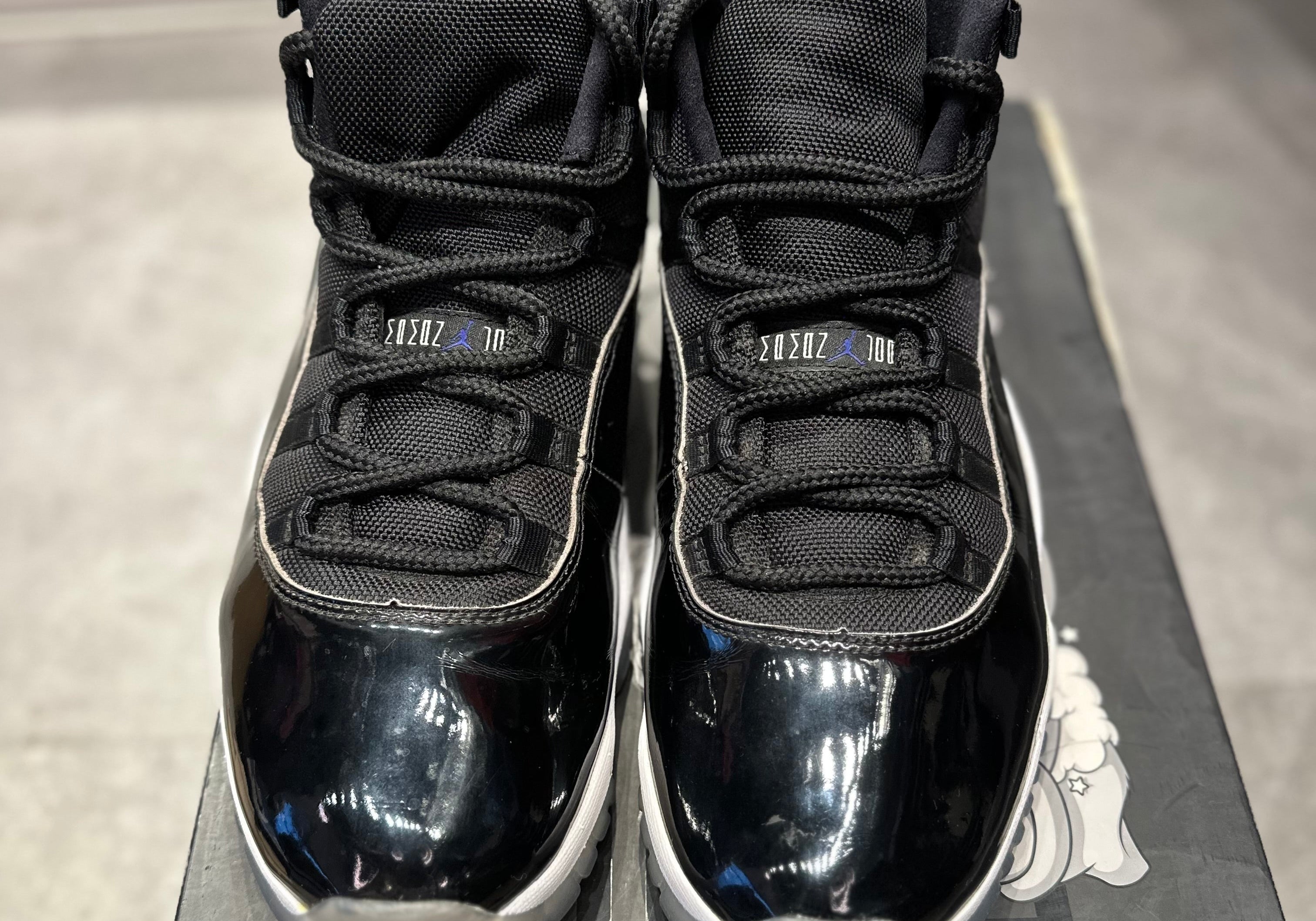 Jordan 11 Retro Space Jam (2016) (Preowned Size 11)