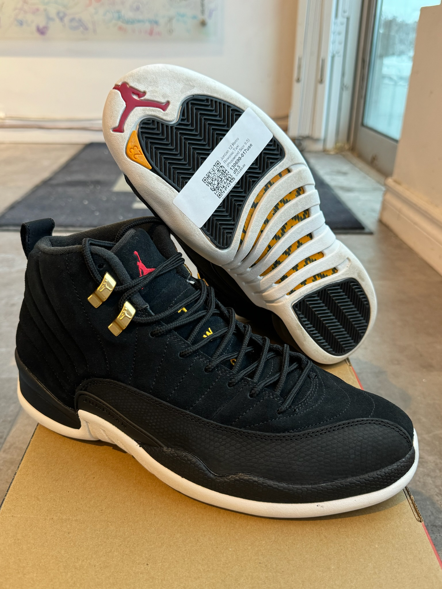 Jordan 12 Retro Reverse Taxi (Preowned Size 9.5)