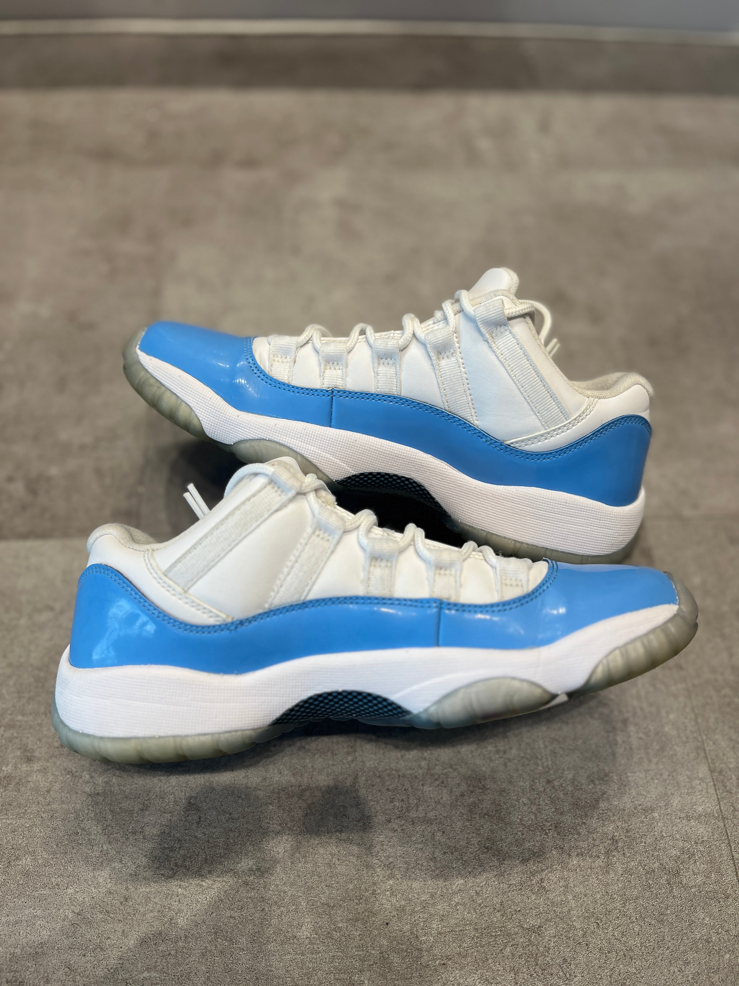 Jordan 11 Retro Low University Blue GS (Preowned Size 6y)