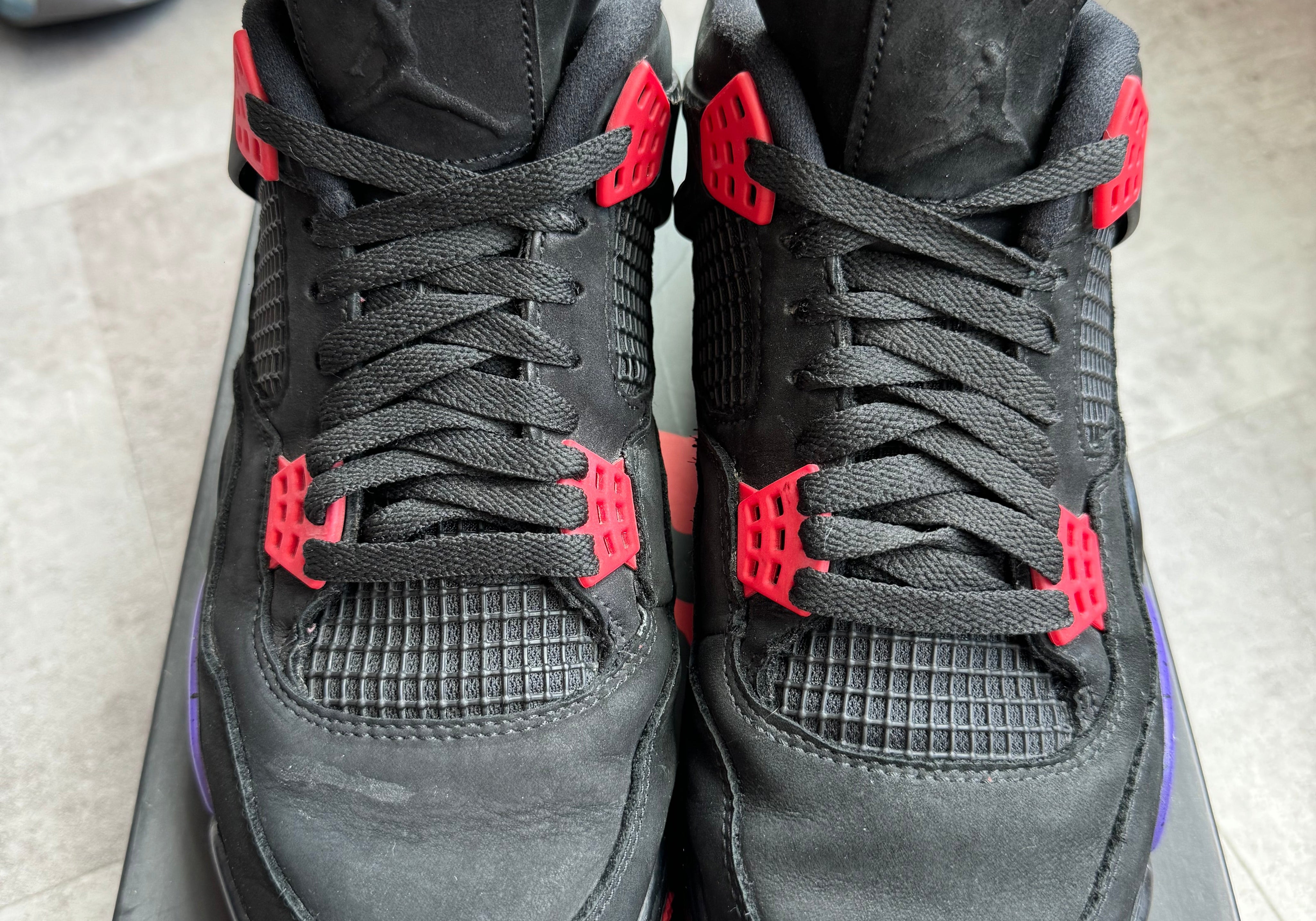 Jordan 4 Retro Raptors (2018) (Preowned Size 9.5)