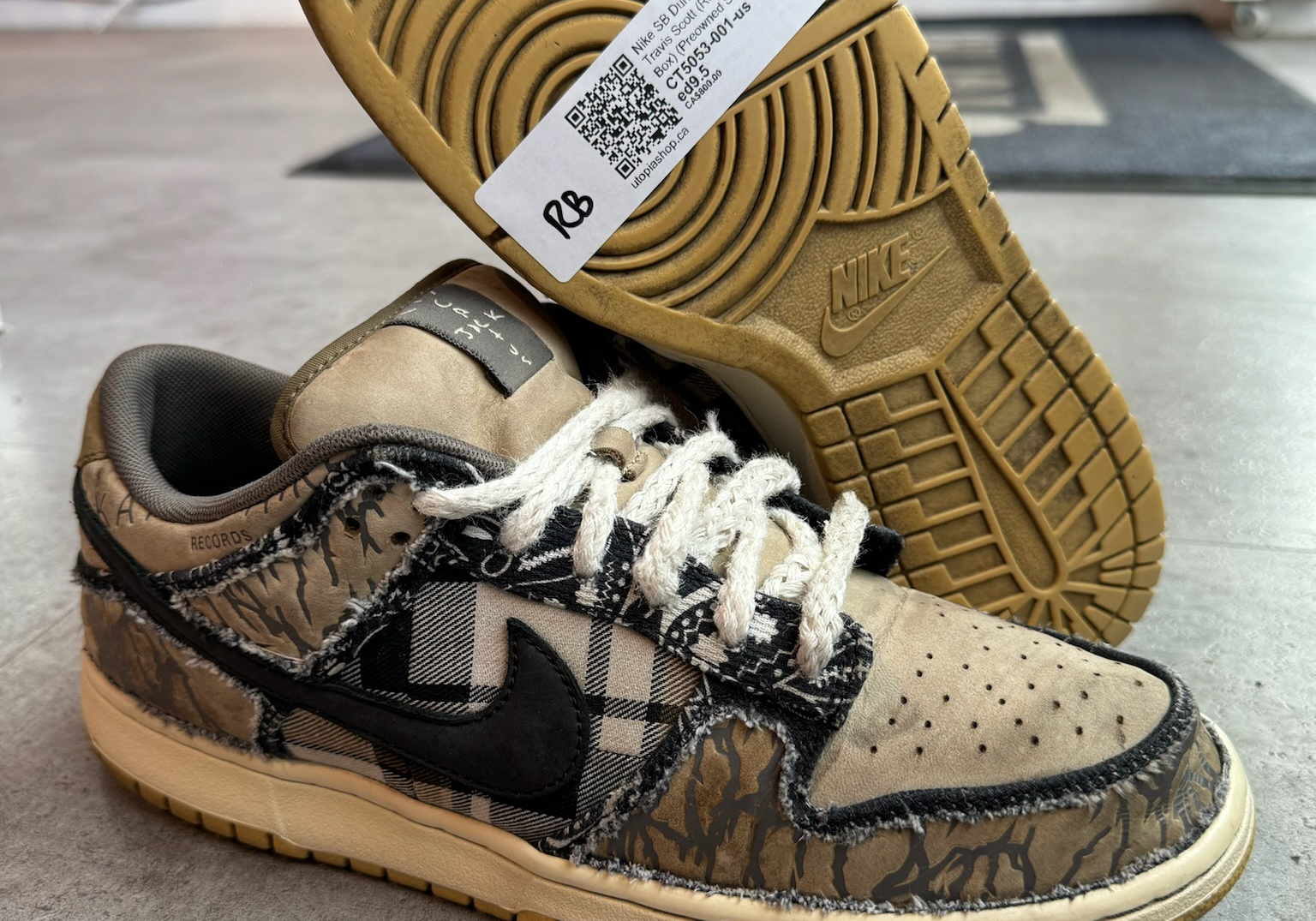 Nike SB Dunk Low Travis Scott (Regular Box) (Preowned Size 9.5 RB)