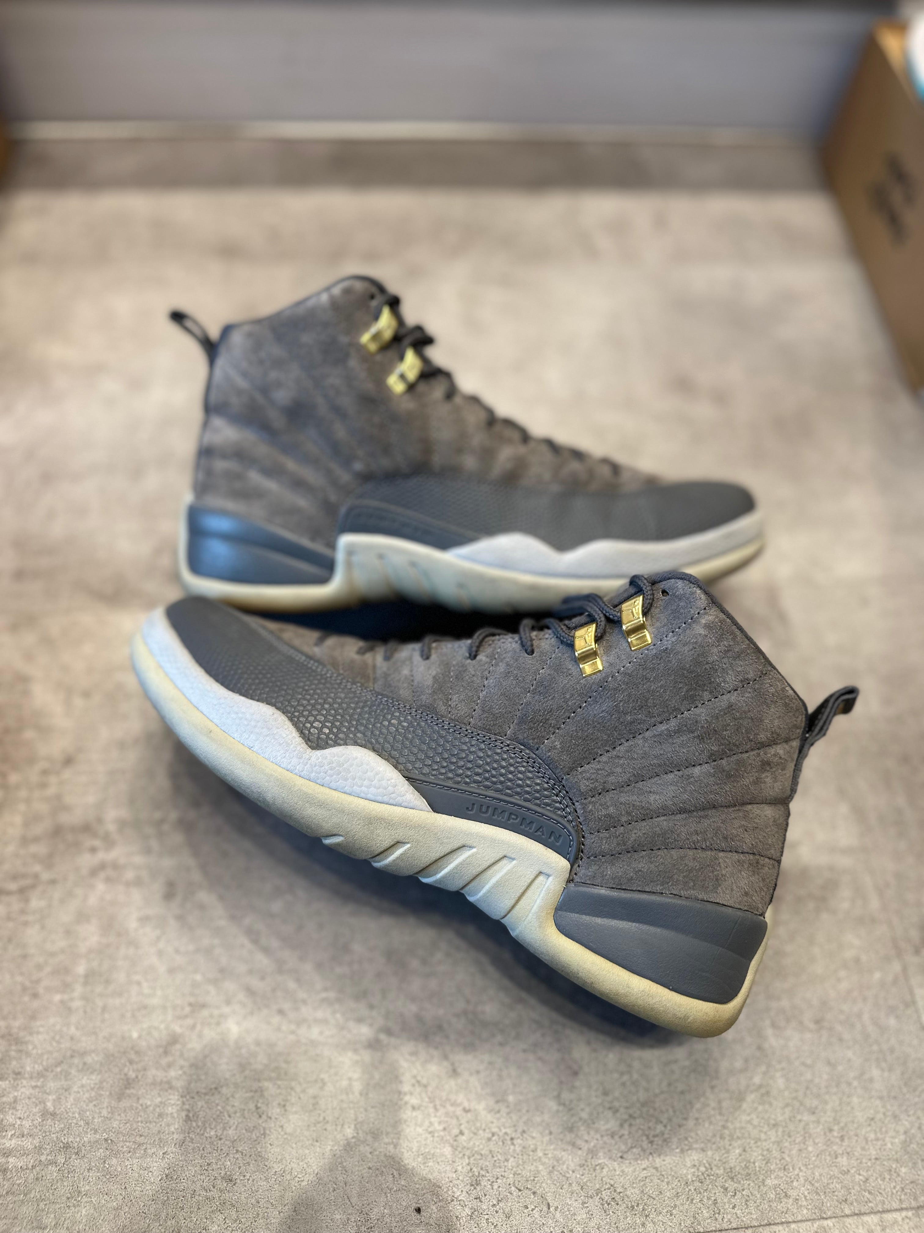 Jordan 12 Retro Dark Grey (Preowned)