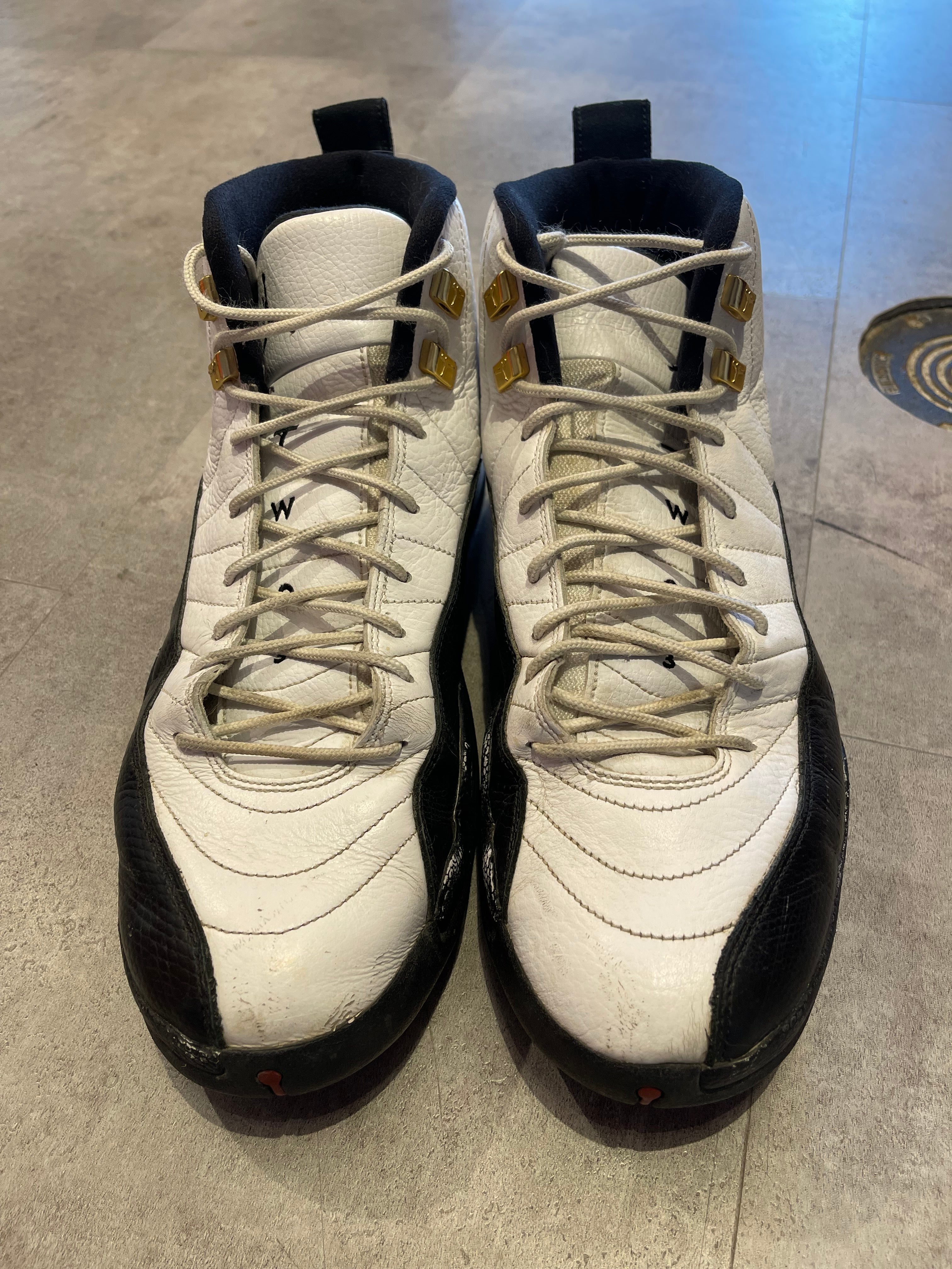 Jordan 12 Retro Taxi (2013) (Preowned Size 11)