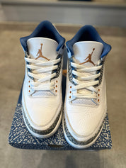 Jordan 3 Retro Wizards (Preowned Size 9)