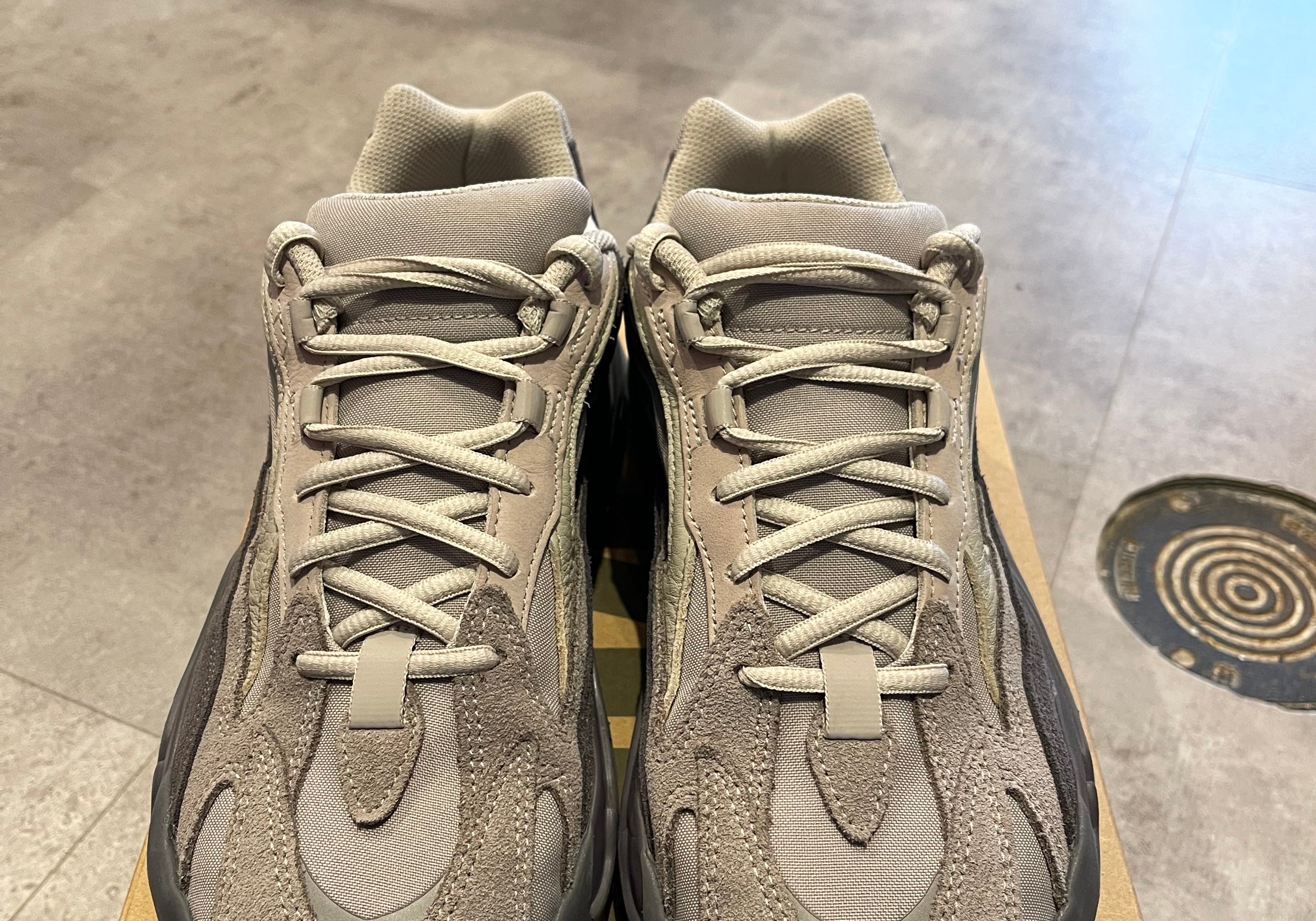 Adidas Yeezy Boost 700 V2 Tephra (Preowned)