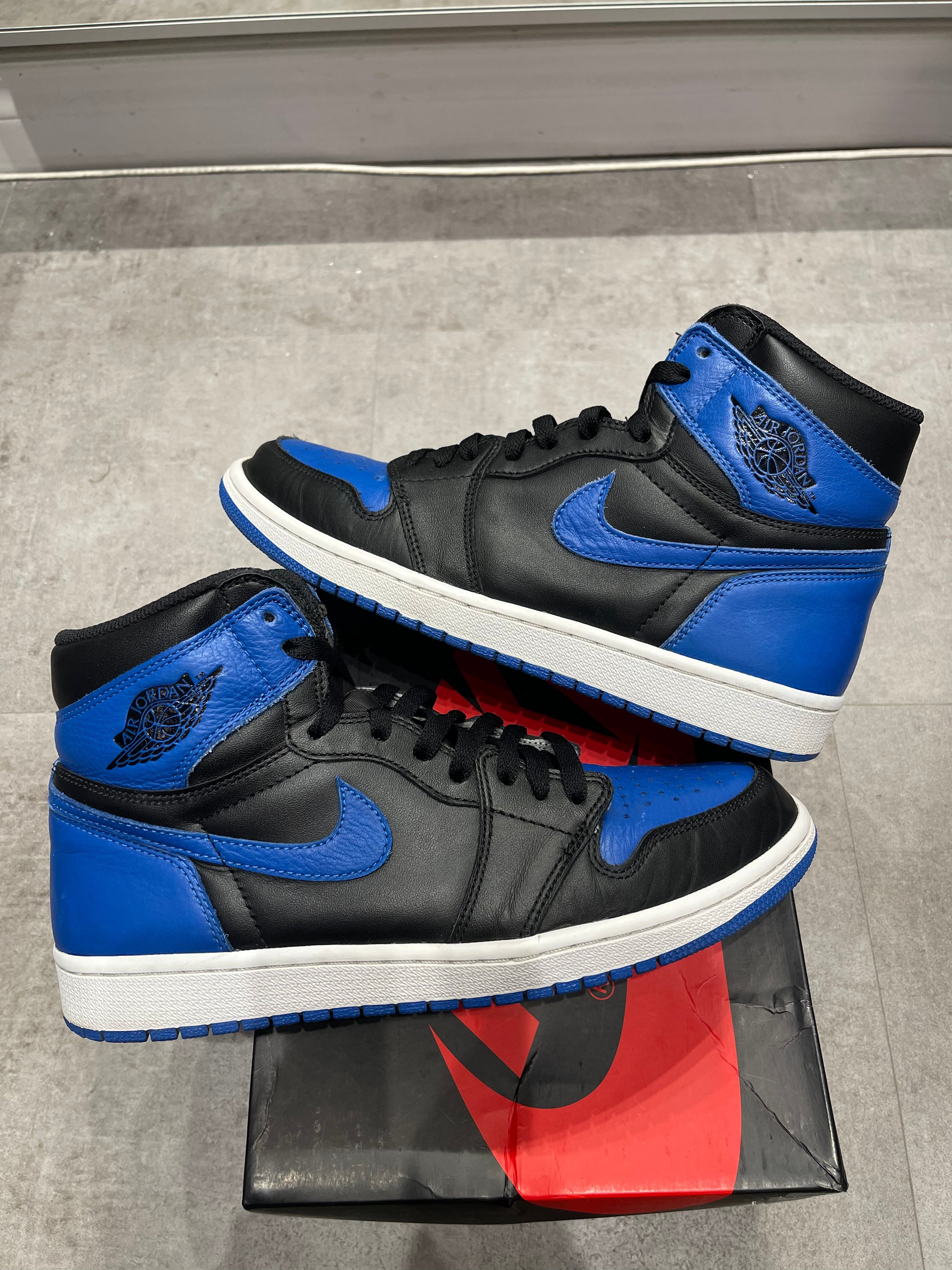 Jordan 1 Retro High Royal (2017) (Preowned Size 9.5 9/10)