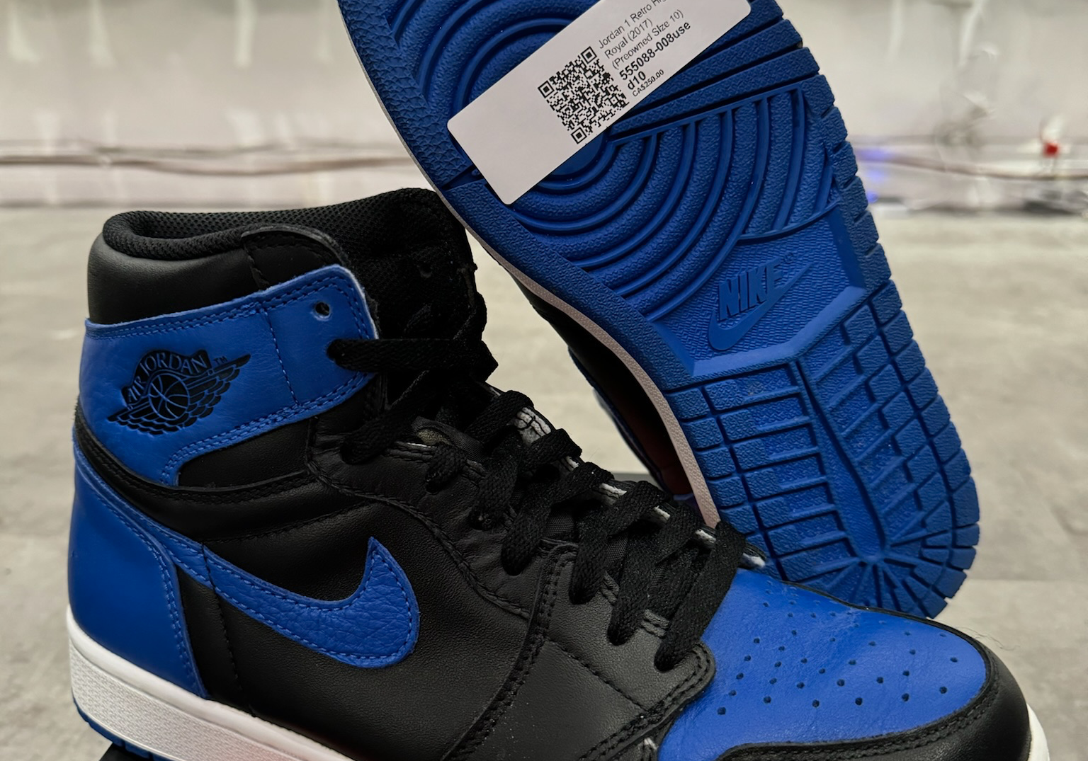 Jordan 1 Retro High Royal (2017) (Preowned SIze 10)