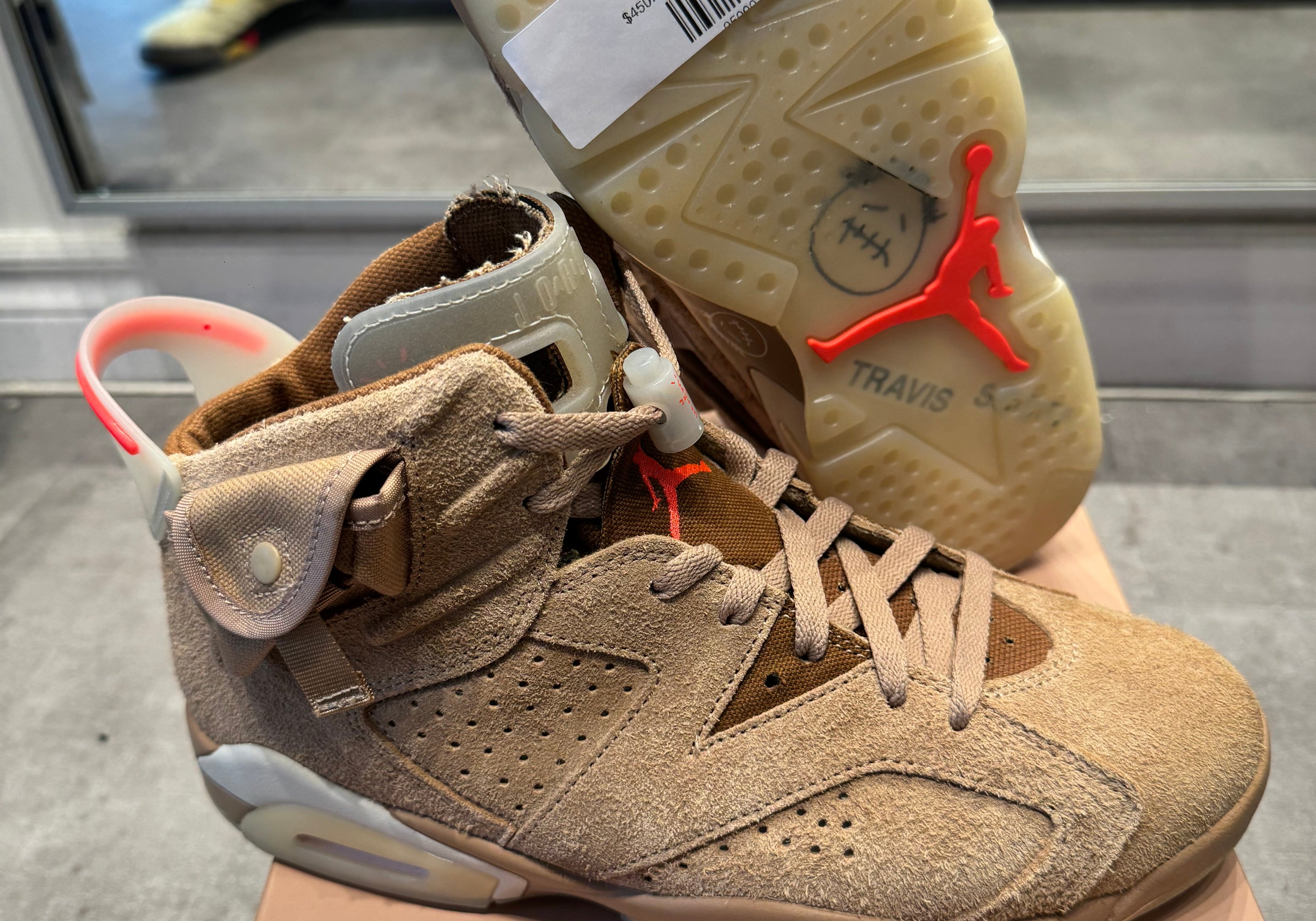 Jordan 6 Retro Travis Scott British Khaki (Preowned)