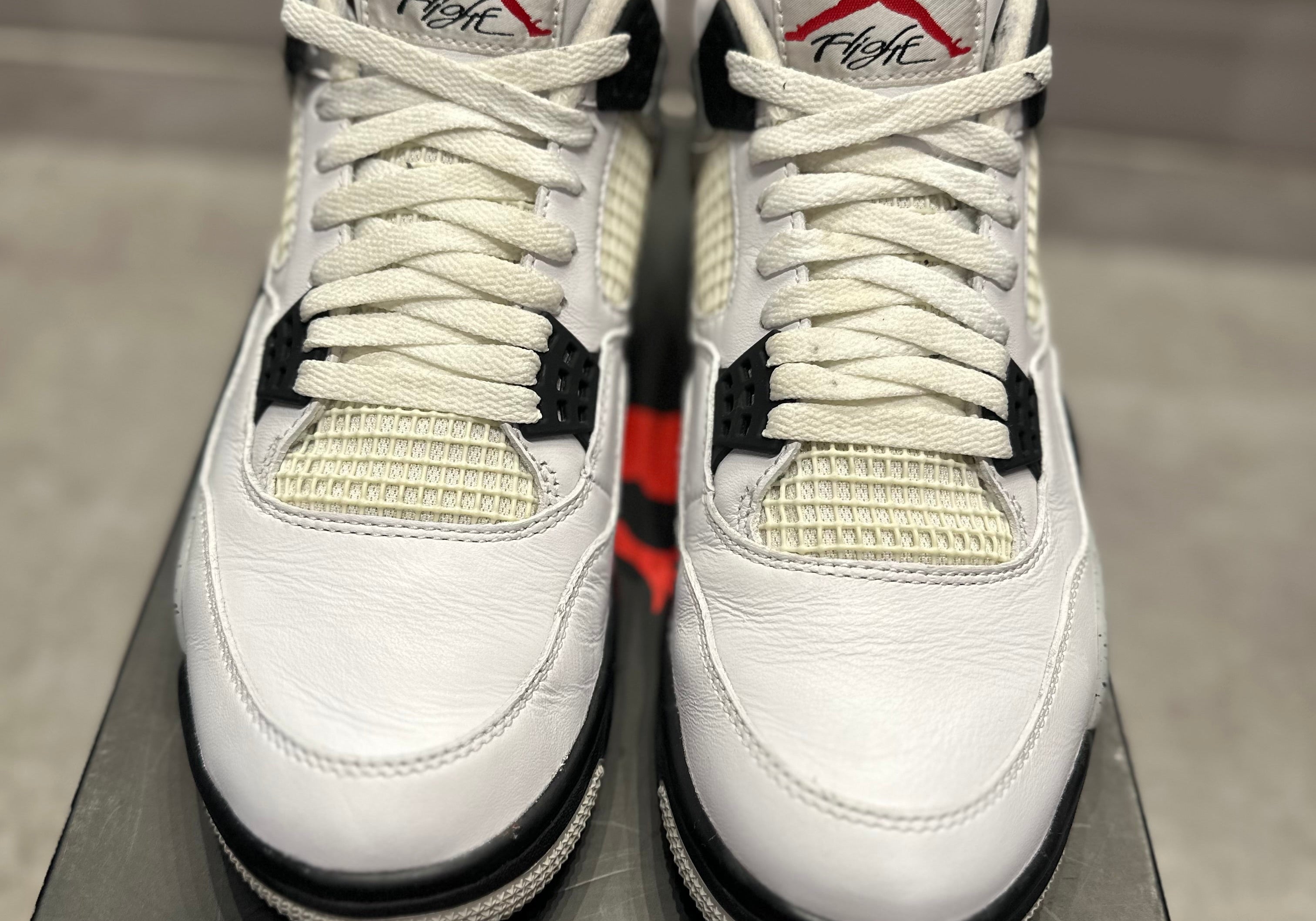 Jordan 4 Retro White Cement (2016) (Preowned Size 10)