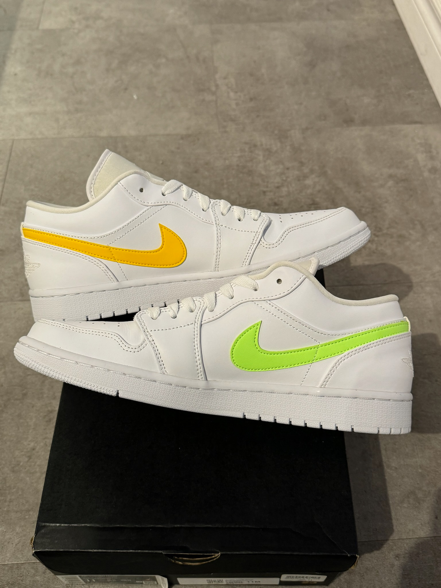 Jordan 1 Low White Multi-Color Swoosh (Preowned)