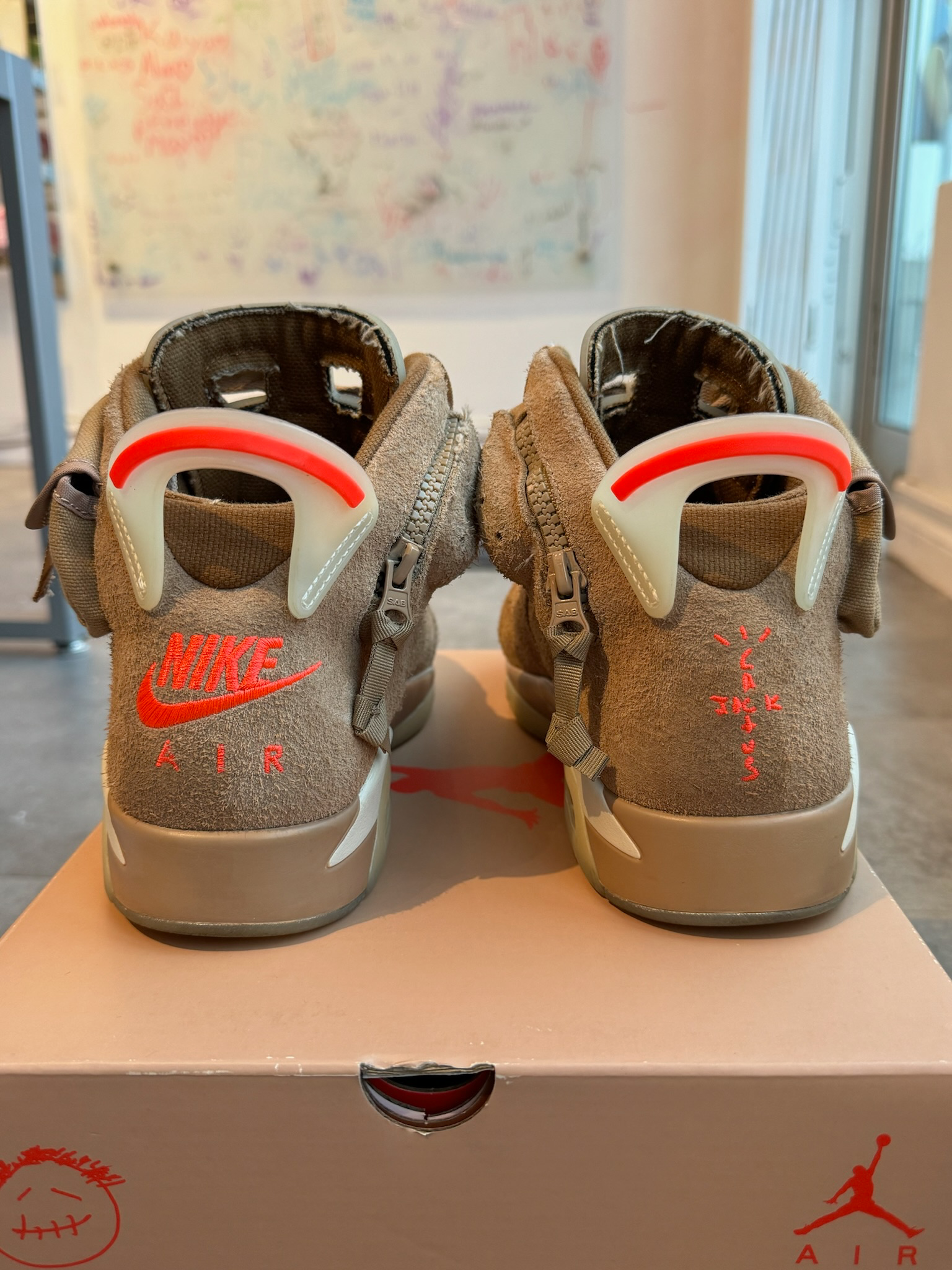 Jordan 6 Retro Travis Scott British Khaki (Preowned Size 8.5)