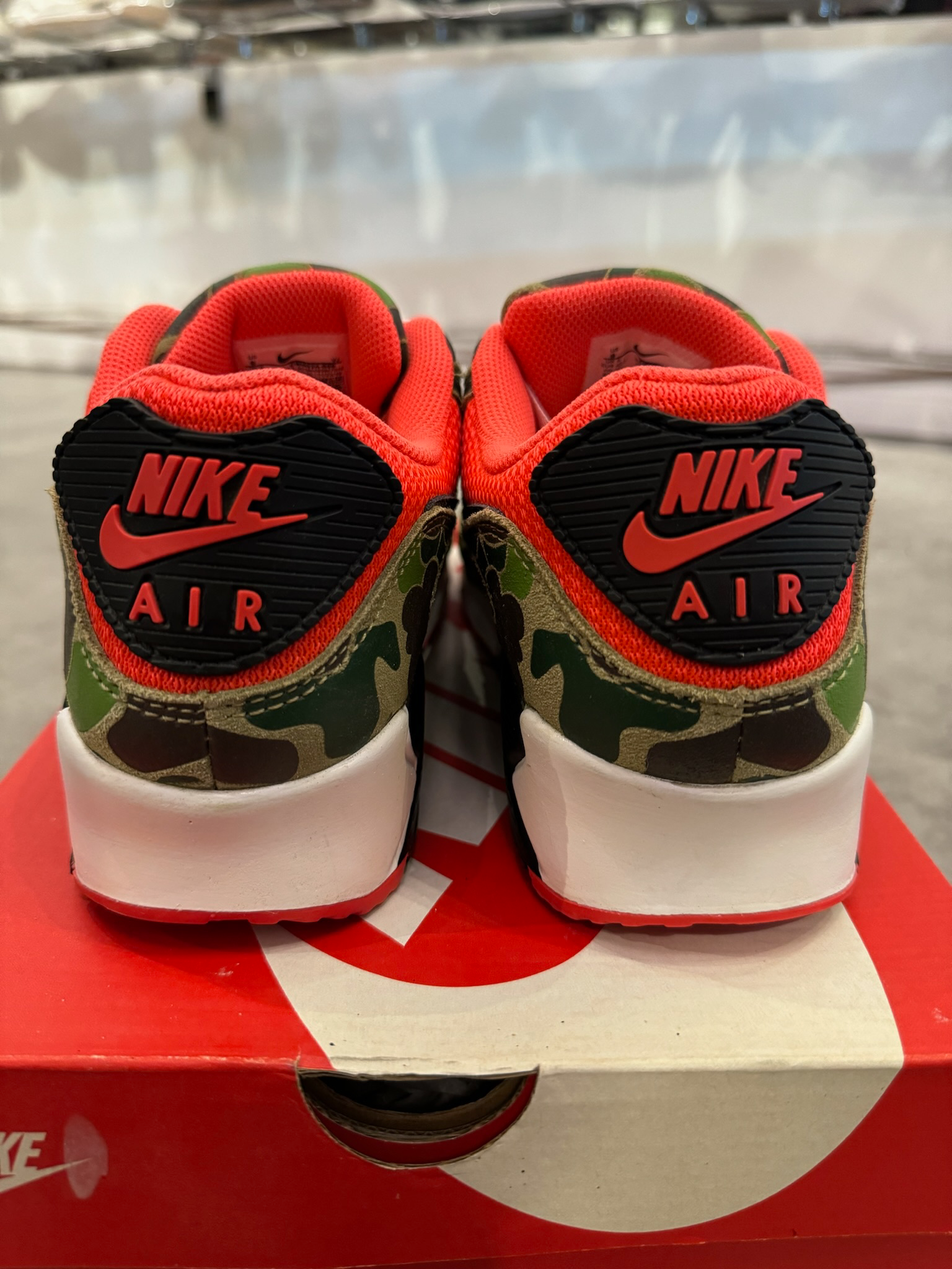 Nike Air Max 90 Reverse Duck Camo (2020) (Preowned Size 9)