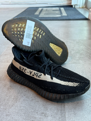 Adidas Yeezy Boost 350 V2 Core Black White / Oreo (2016) (Preowned)