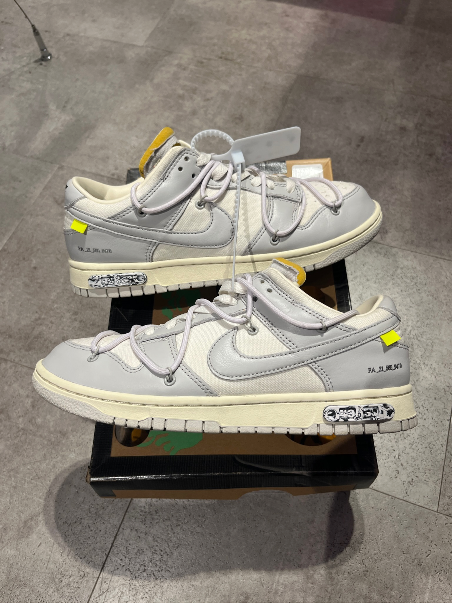 Nike X Off-White Dunk Low Lot 49 (Lightly Used Size 9.5)