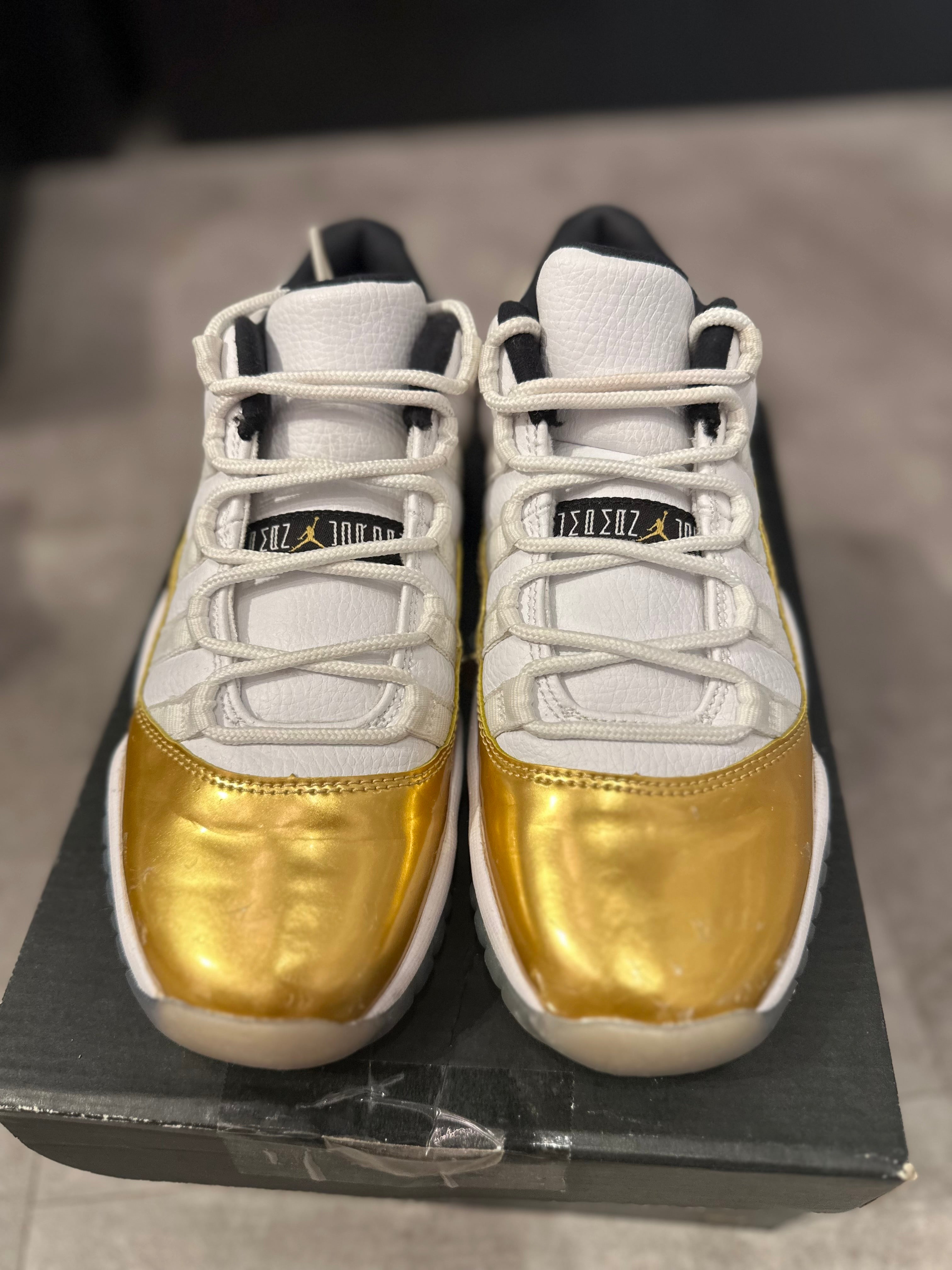 Gold ceremony 11s online