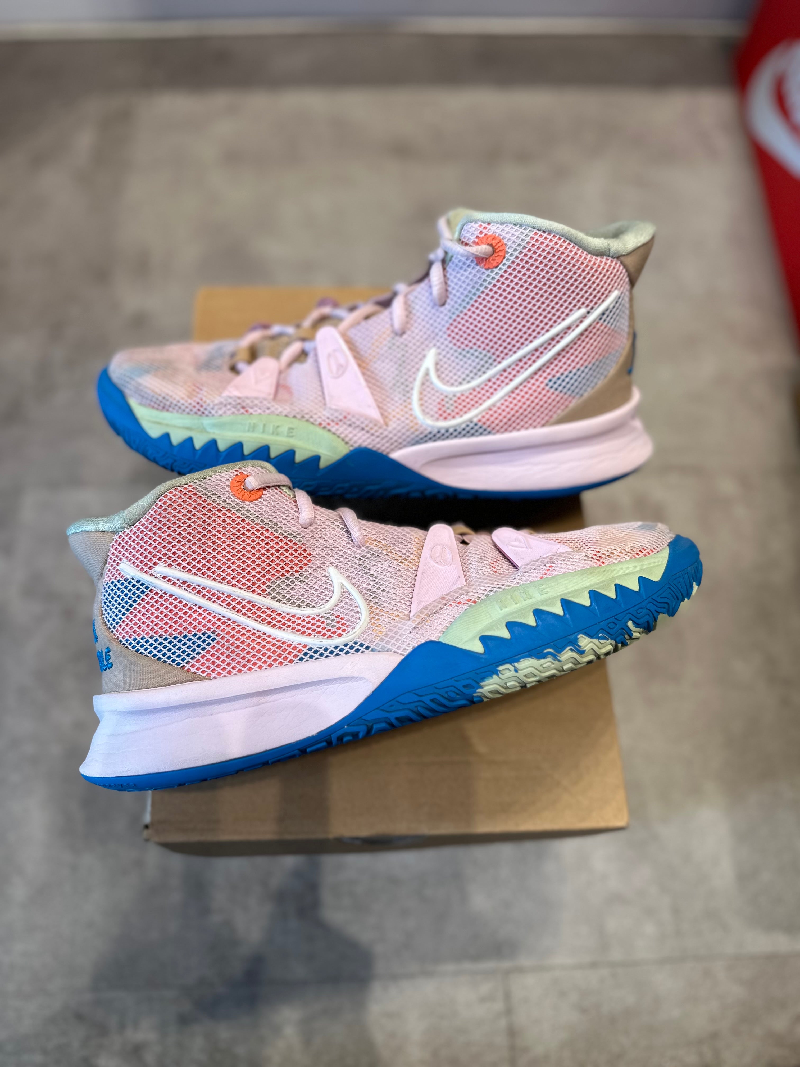 Nike Kyrie 7 1 World 1 People Regal Pink (GS) (Preowned)