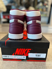 Jordan 1 Retro High Bordeaux (Preowned Size 11)