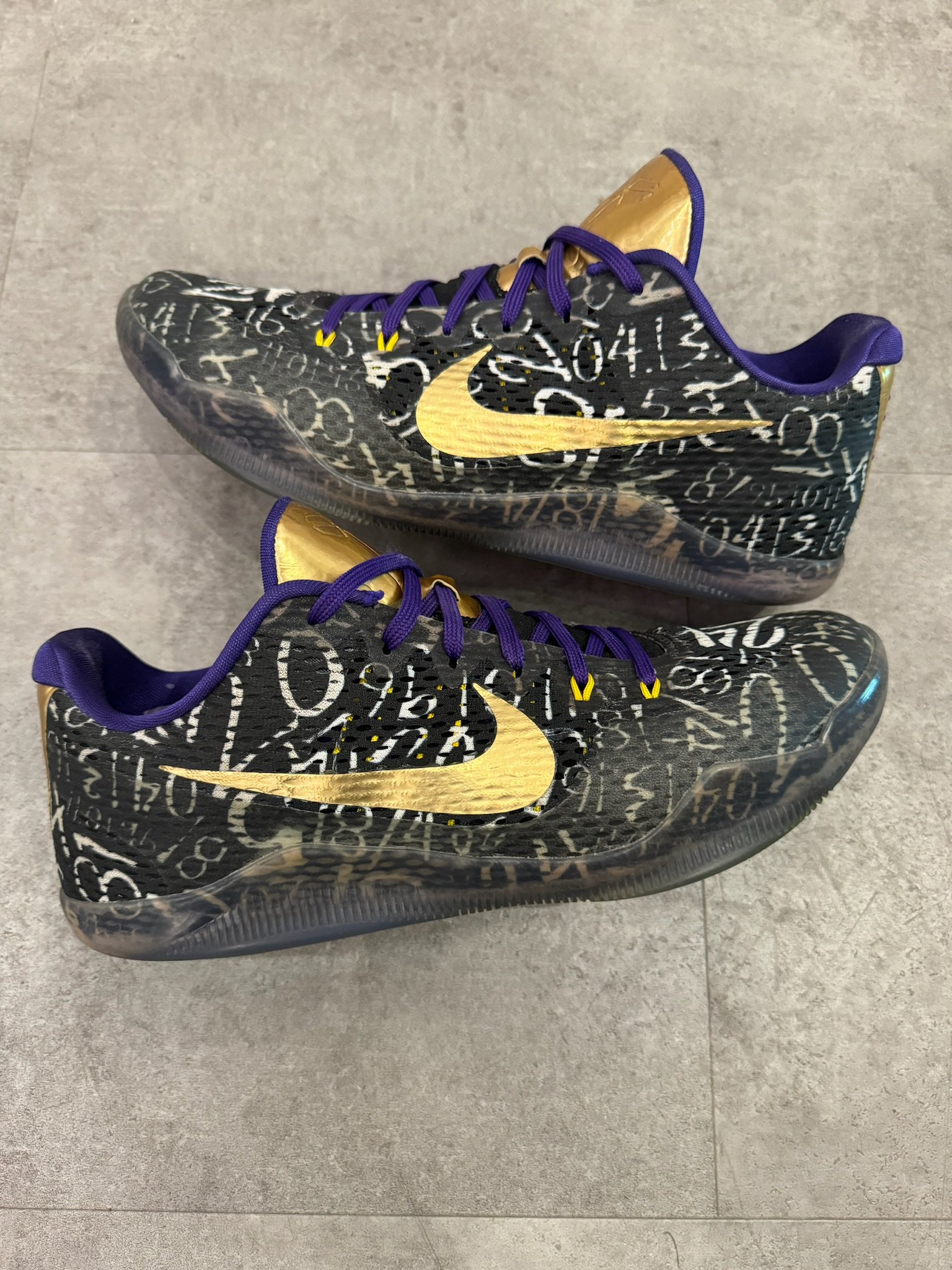 Nike Kobe 11 ID Mamba Day Black Purple Gold (Preowned Size 10.5)