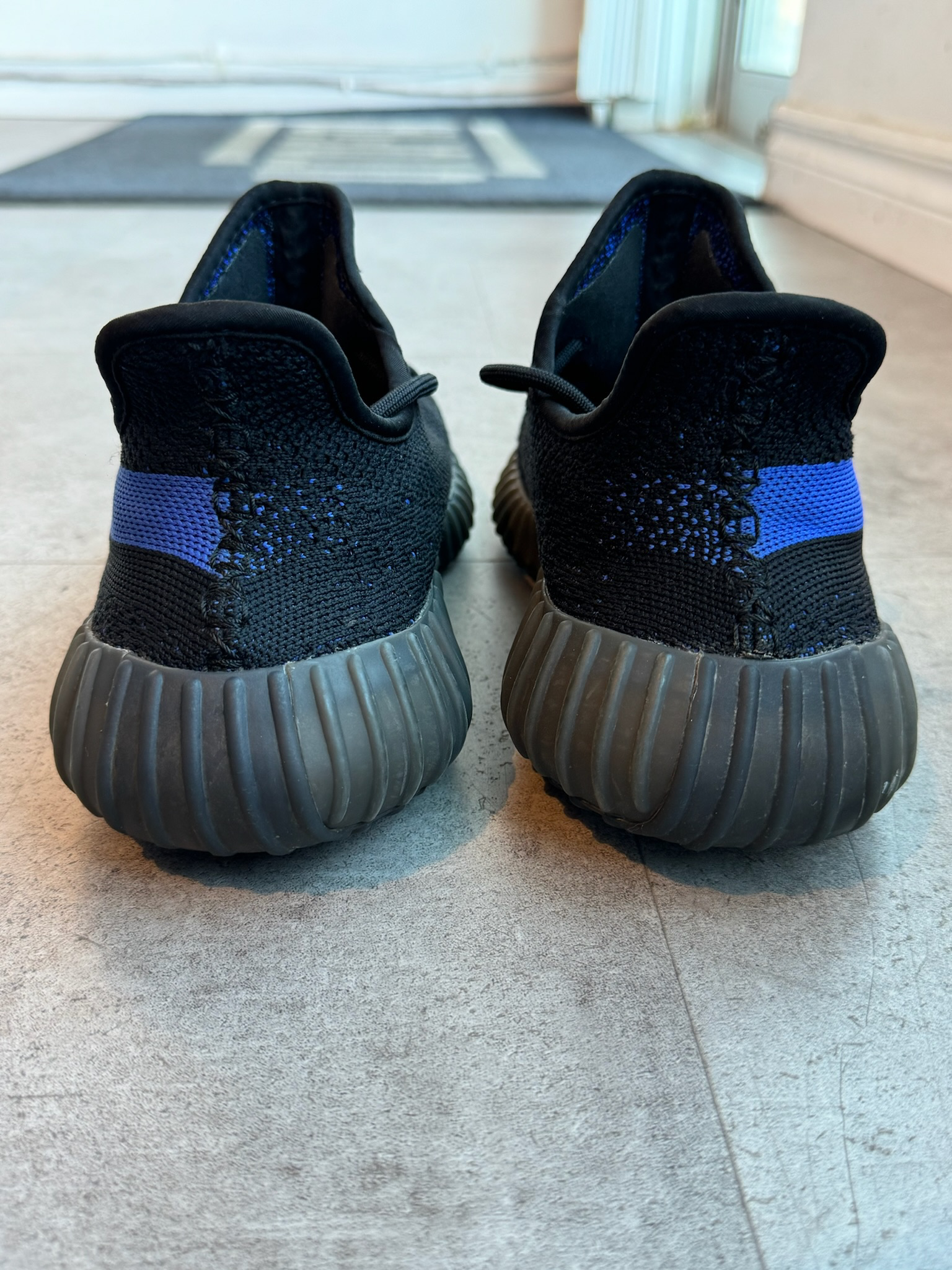 Adidas Yeezy Boost 350 V2 Dazzling Blue (Preowned)