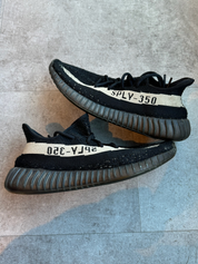 Adidas Yeezy Boost 350 V2 Core Black White / Oreo (2016) (Preowned)