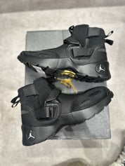 Jordan Trunner LX High Triple Black (Preowned)