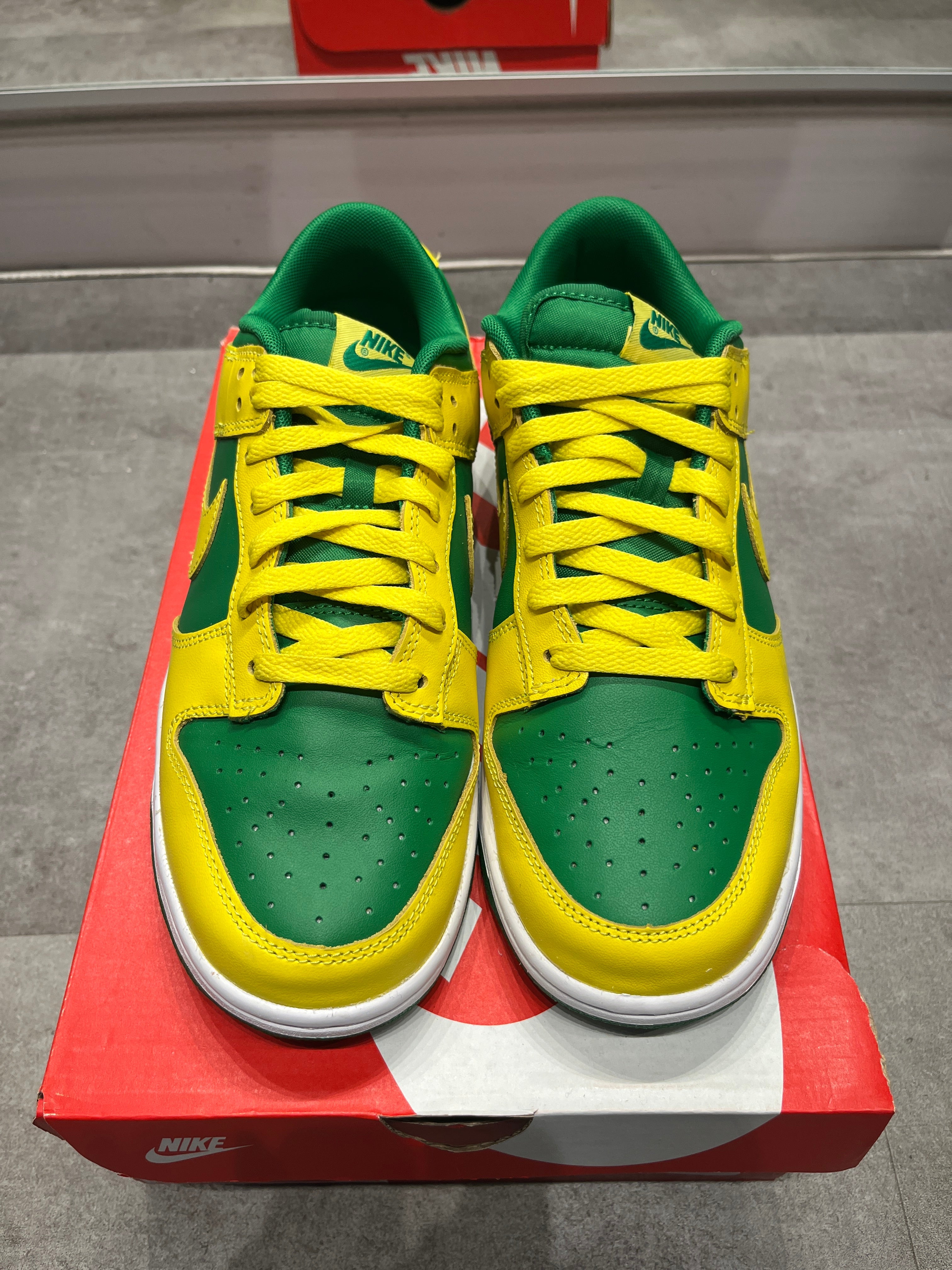 Nike Dunk Low Reverse Brazil (Preowned)