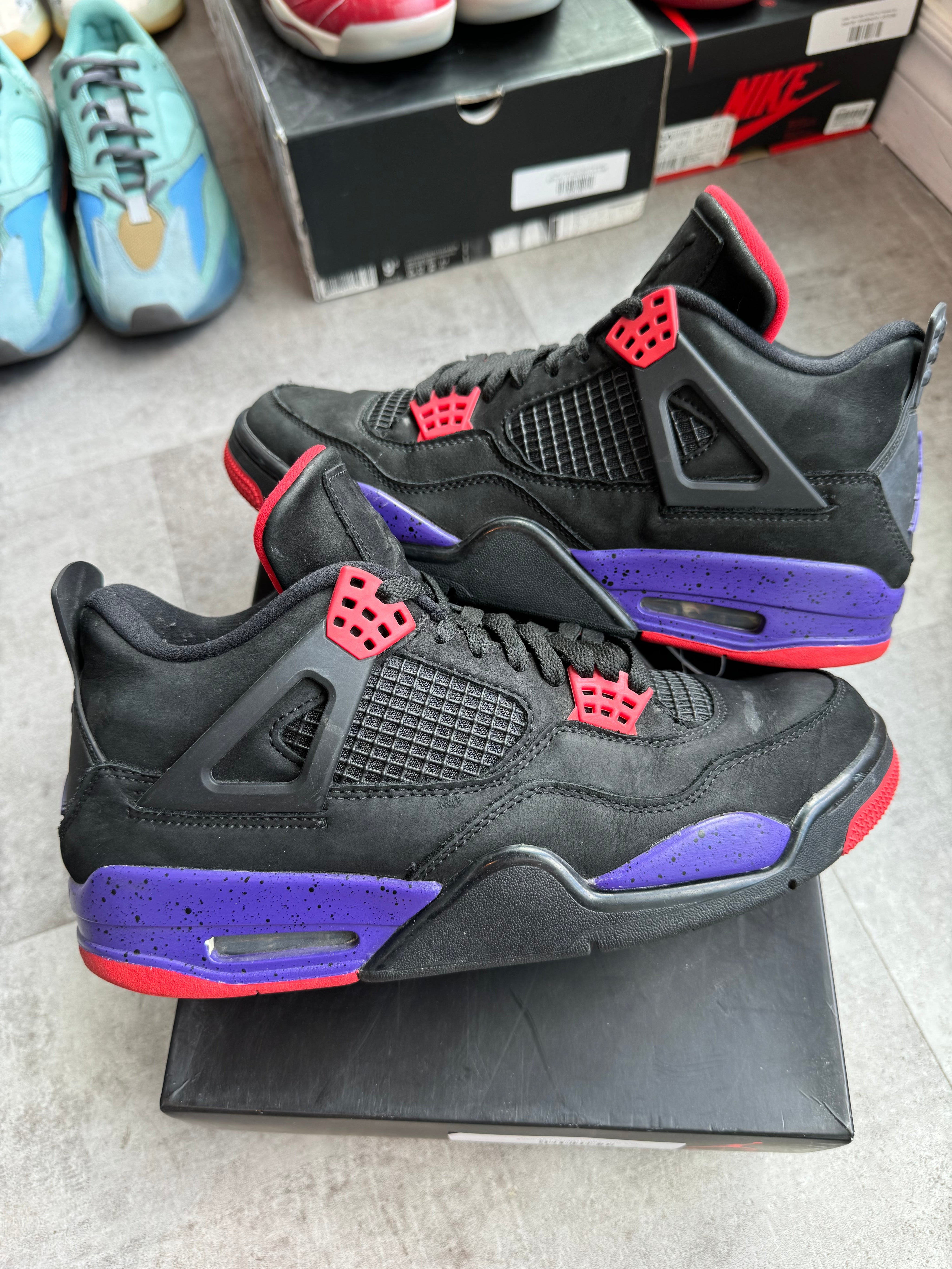 Jordan 4 Retro Raptors (2018) (Preowned Size 9.5)