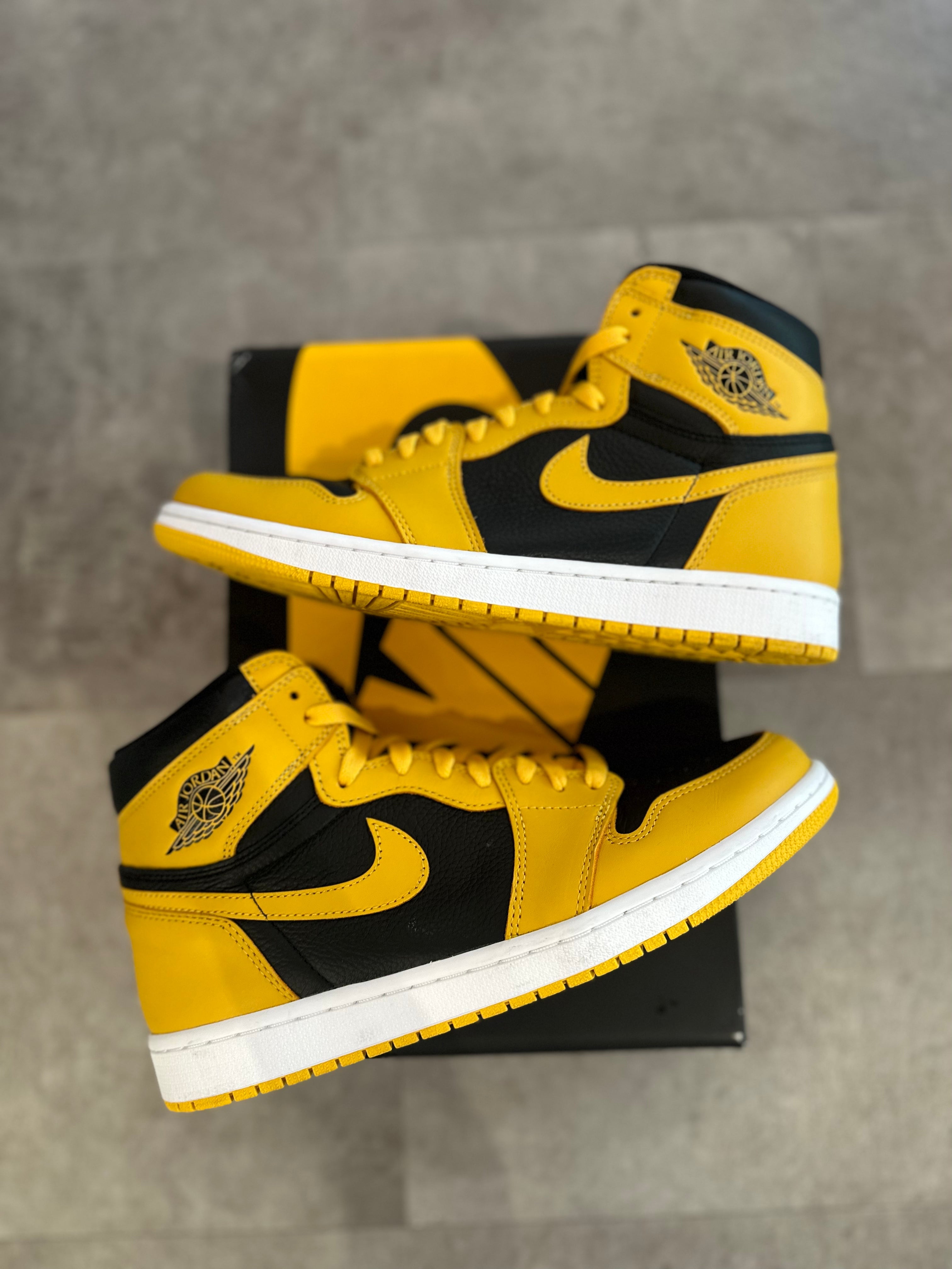 Jordan 1 Retro High OG Pollen (Preowned Size 10.5 9/10)