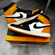 Jordan 1 Retro High Taxi (Preowned Size 8.5)