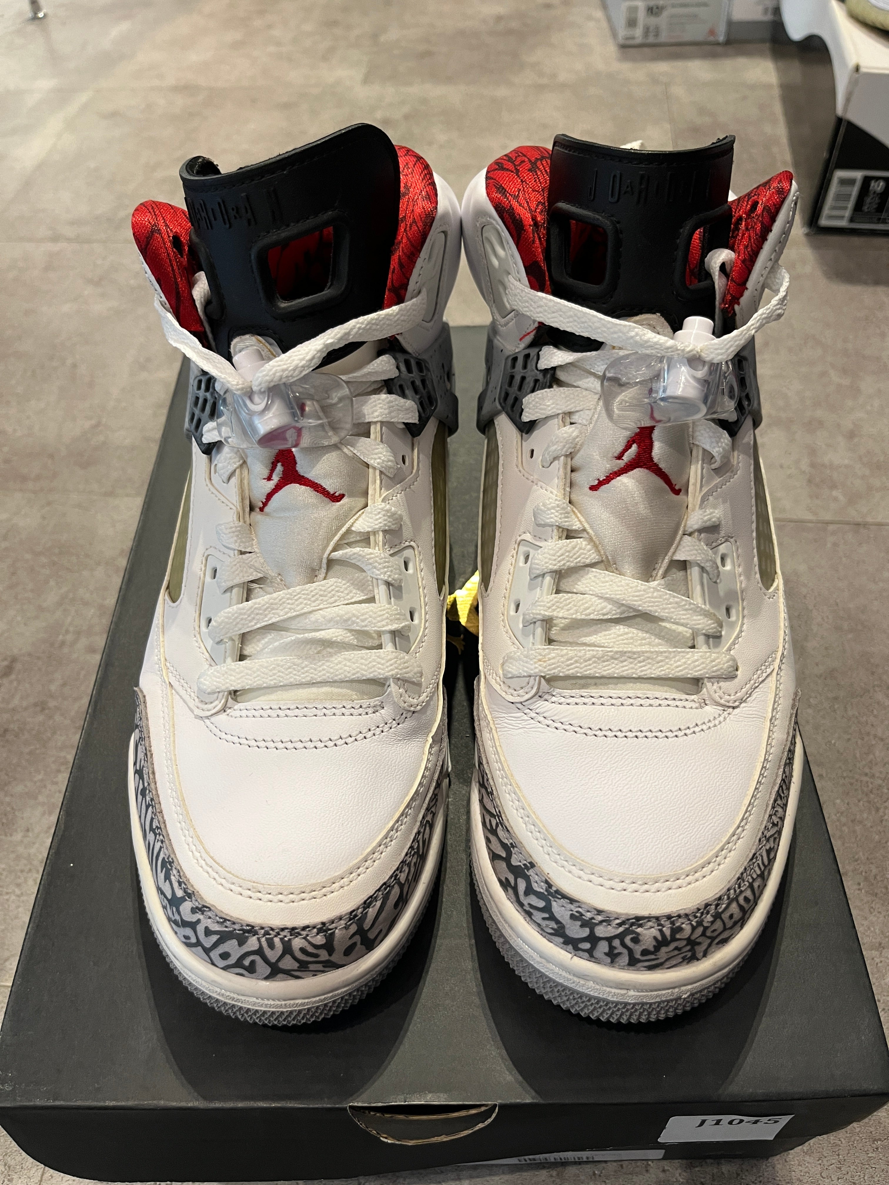 Jordan Spizike White Cement (2017) (Preowned)