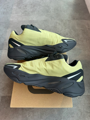 adidas Yeezy Boost 700 MNVN Resin (Preowned Size 10)