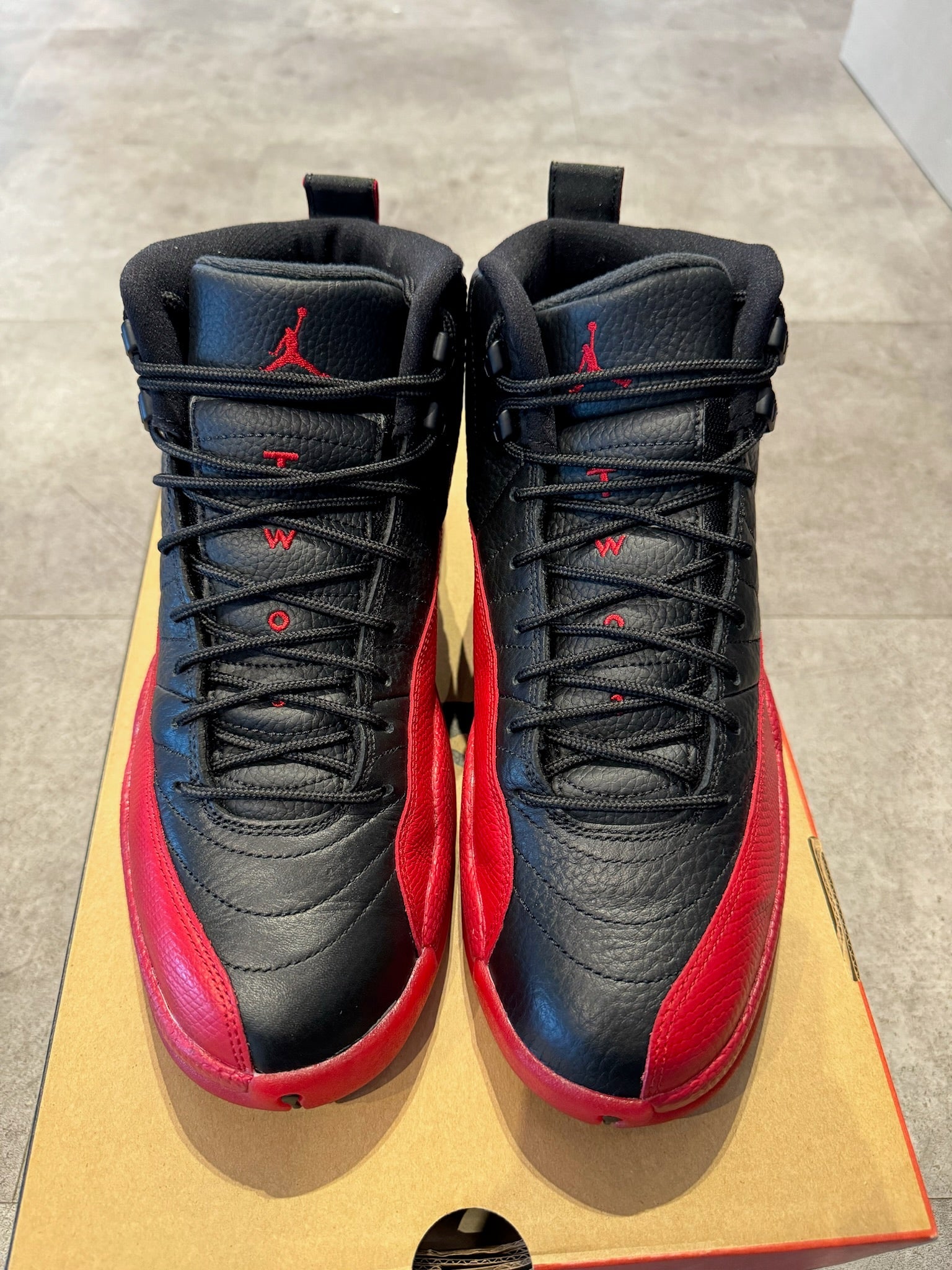 Jordan 12 Retro Flu Game (2016) (Preowned)