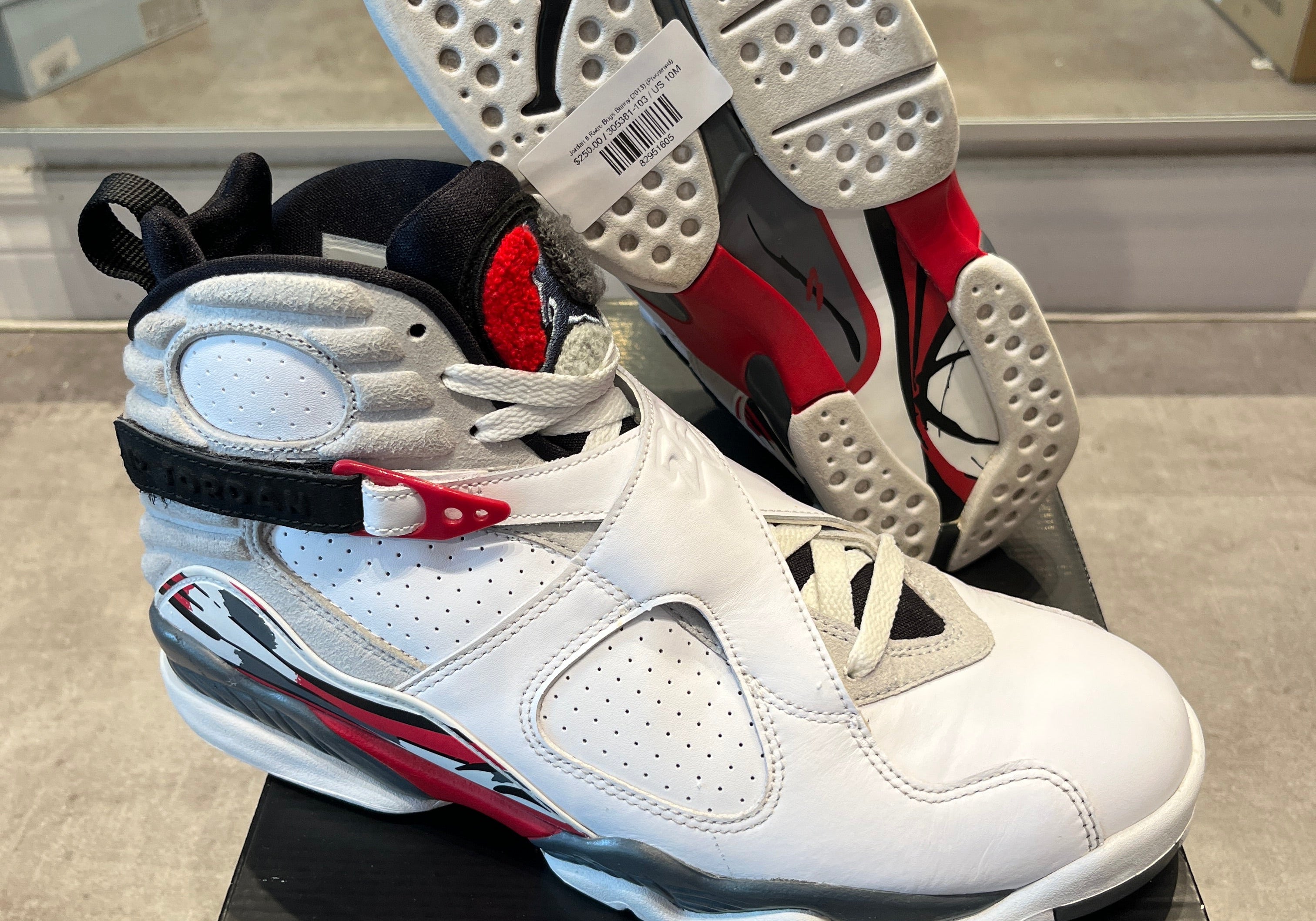 Jordan 8 Retro Bugs Bunny (2013) (Preowned)