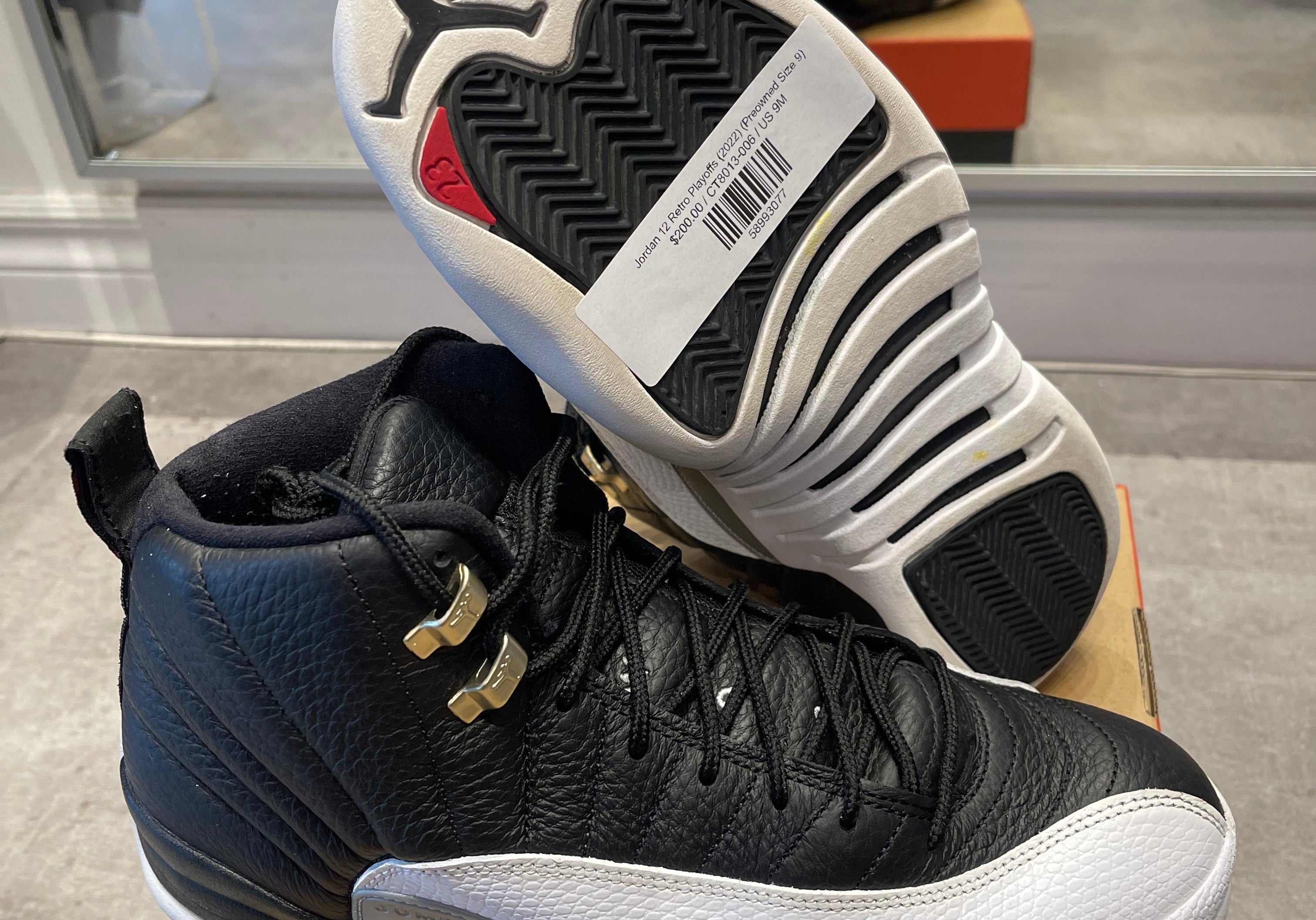 Jordan 12 Retro Playoffs (2022) (Preowned Size 9)