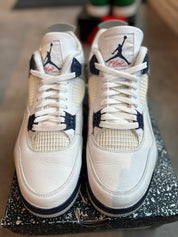 Jordan 4 Retro Midnight Navy (Preowned Size 11)