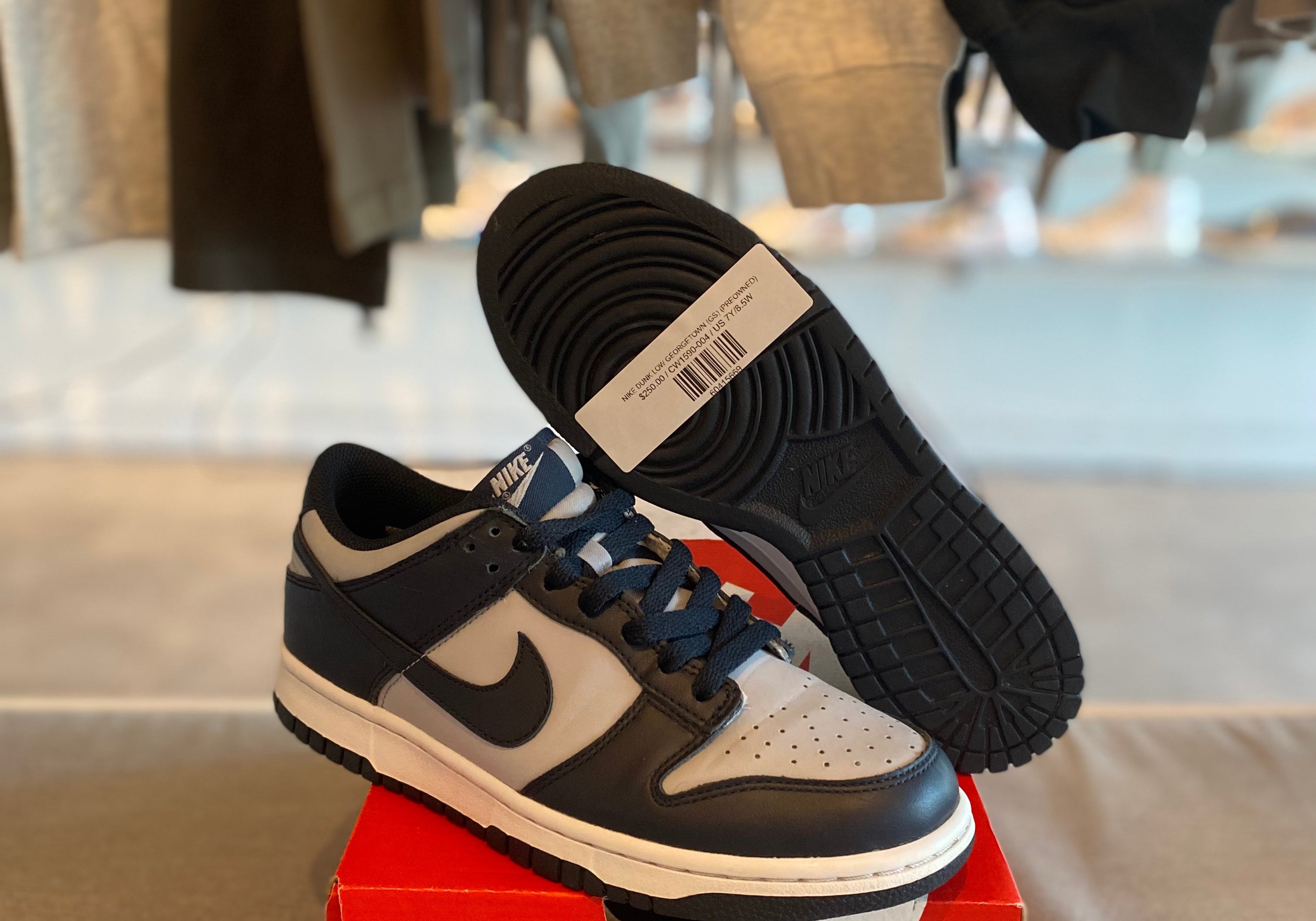 Nike Dunk Low Georgetown (GS) (Preowned)