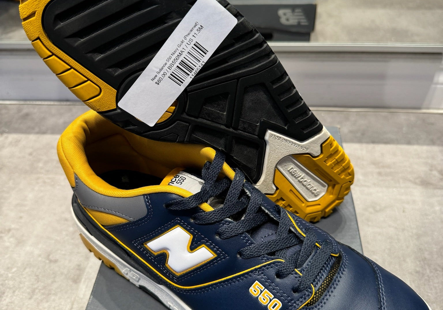 New Balance 550 Navy Gold (Preowned)