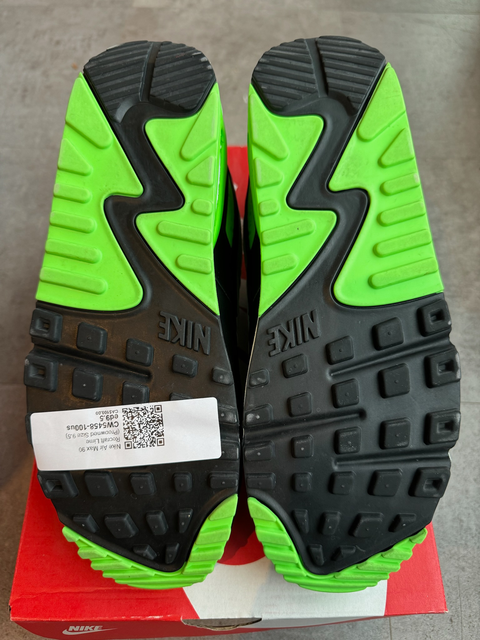 Nike Air Max 90 Recraft Lime (Preowned Size 9.5)