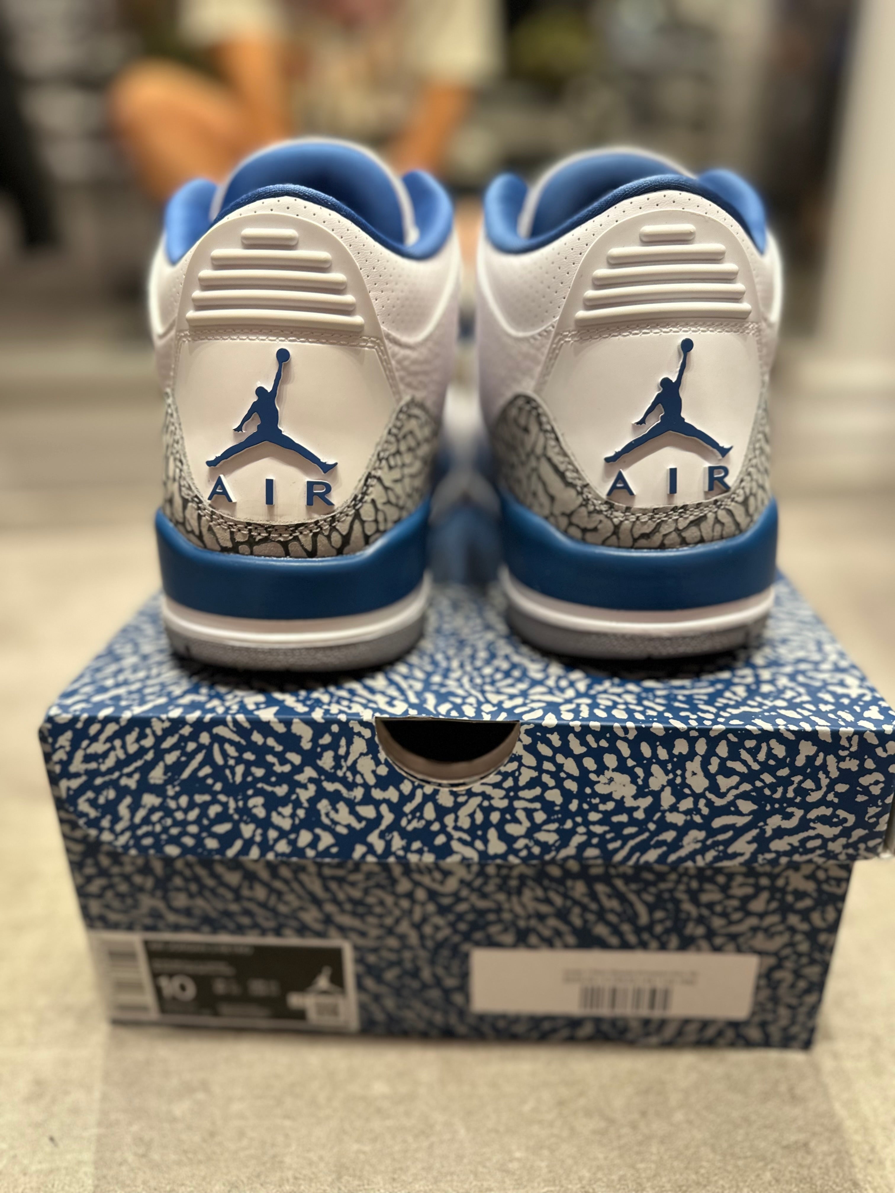 Jordan 3 Retro Wizards (Preowned Size 10)