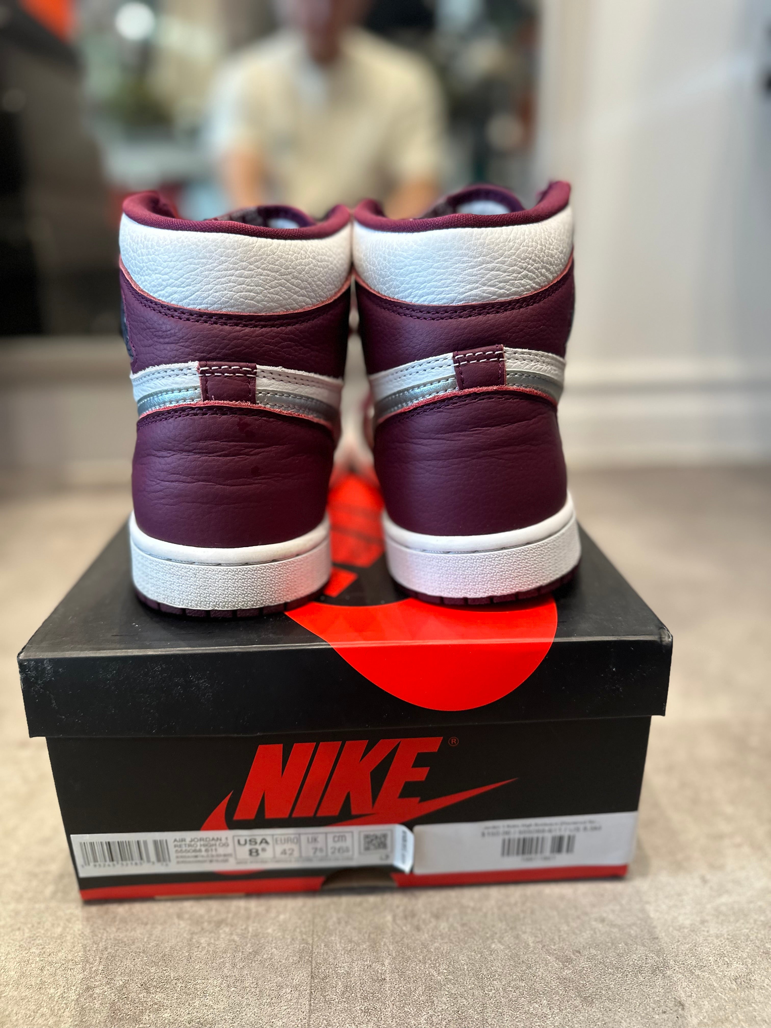 Jordan 1 Retro High Bordeaux (Preowned Size 8.5)