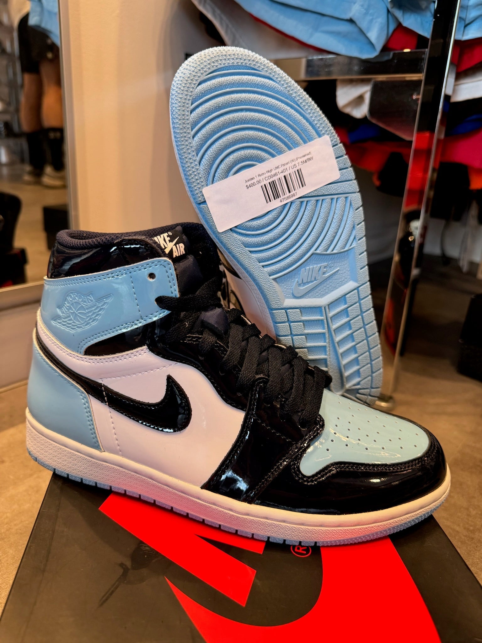 Jordan 1 Retro High UNC Patent (W) (Preowned)