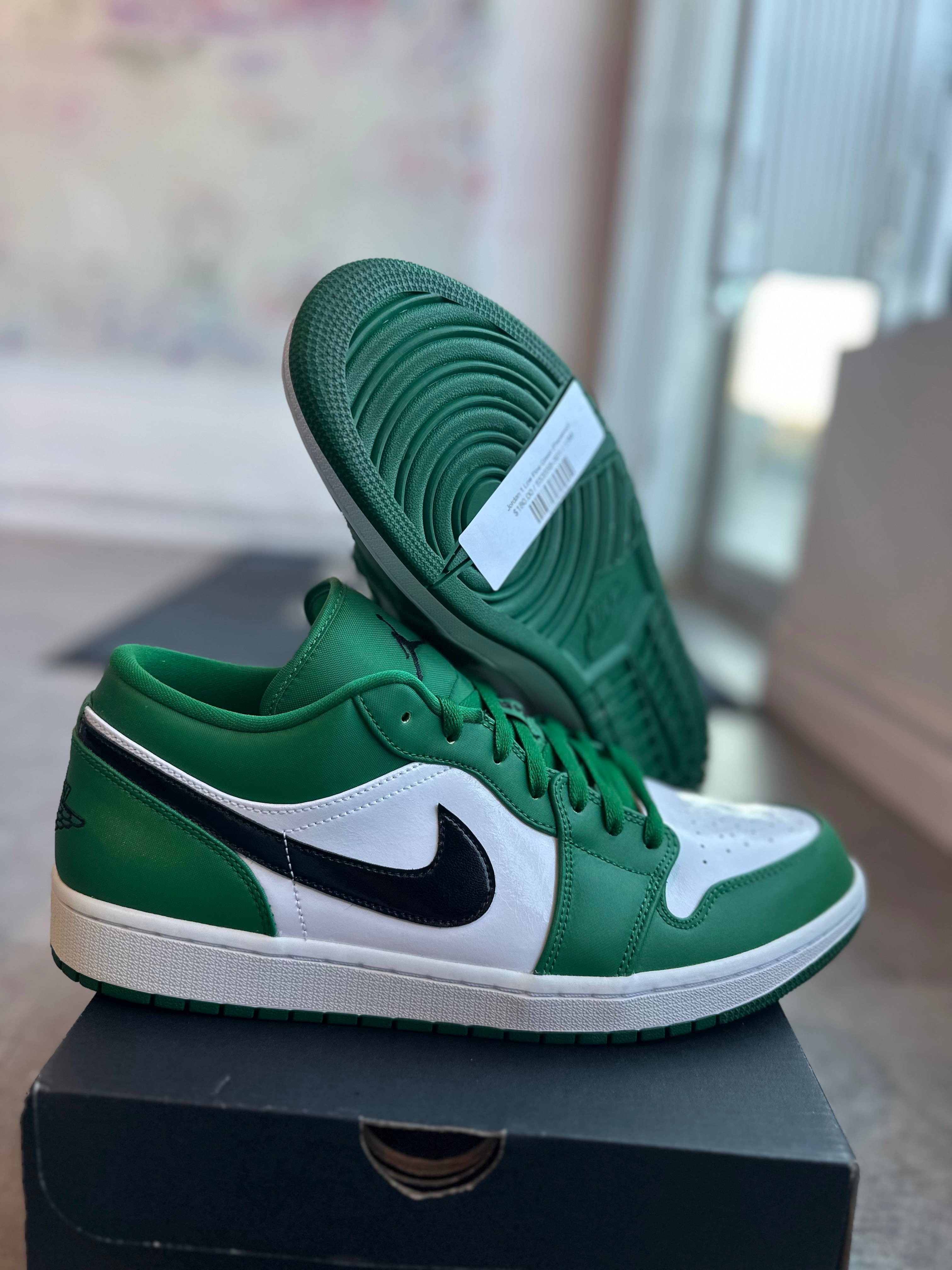 Jordan 1 Low Pine Green (Preowned)