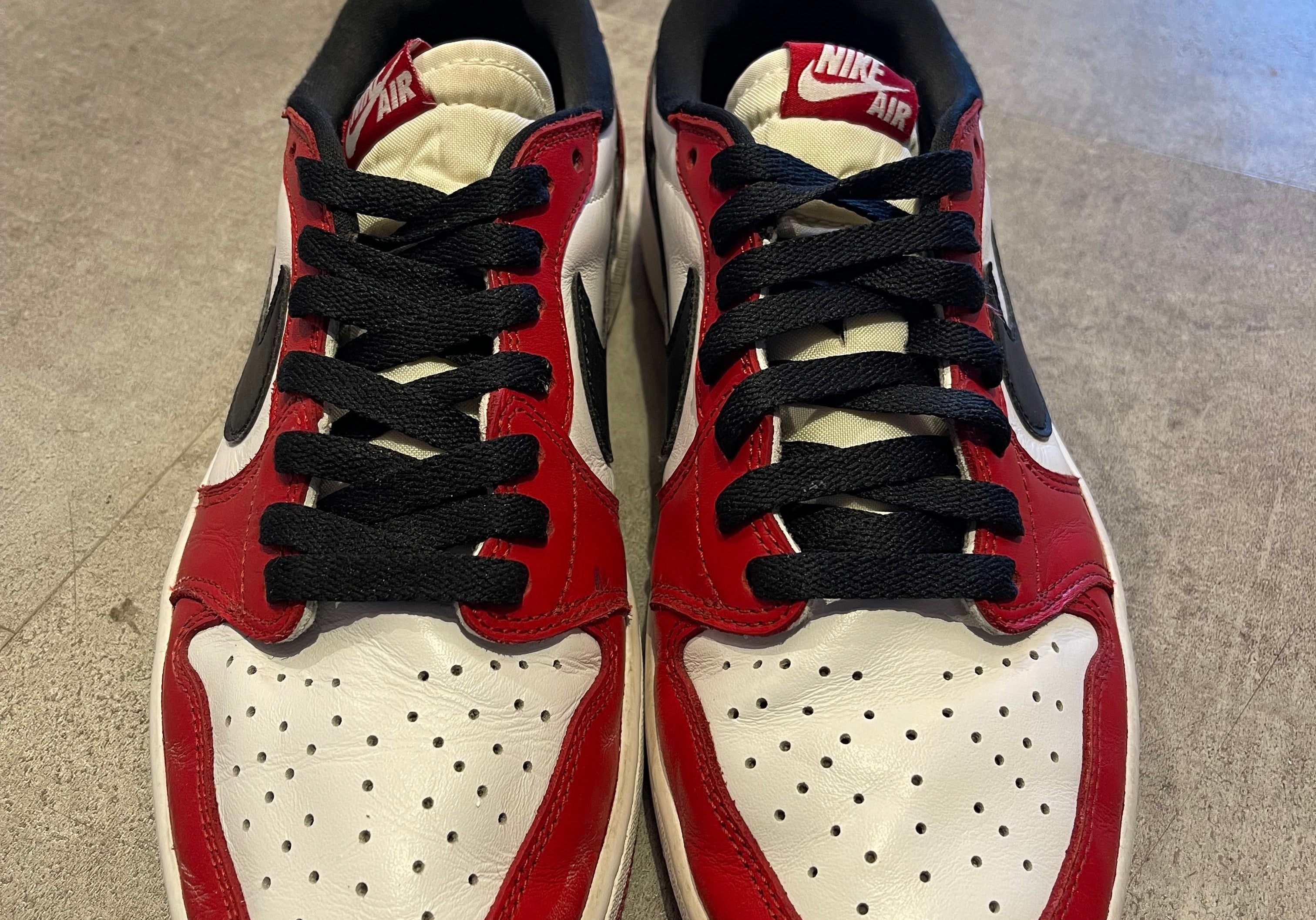 Jordan 1 Low OG Chicago (2015) (Preowned)