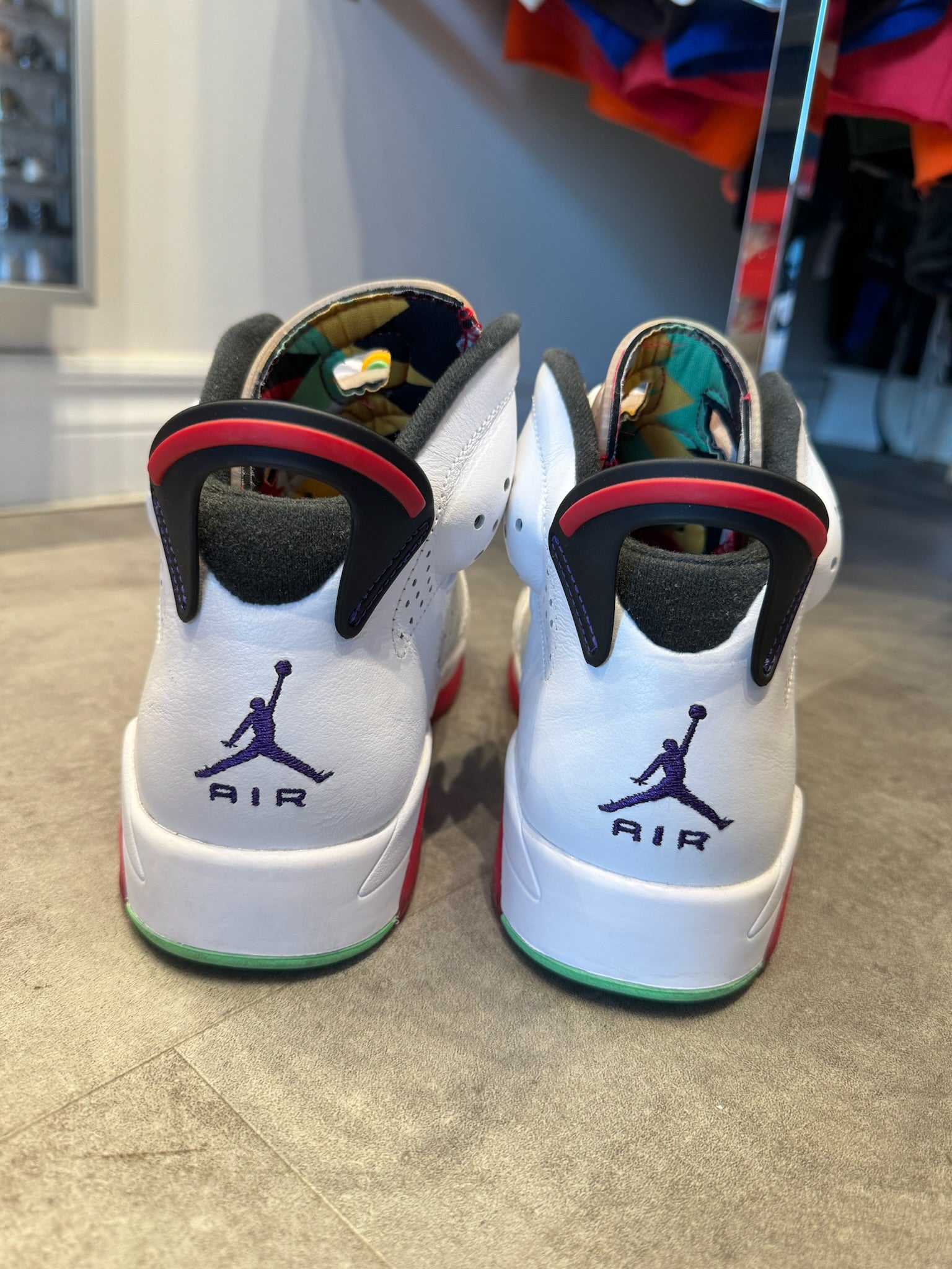 Jordan 6 Retro Hare (Preowned Size 8)