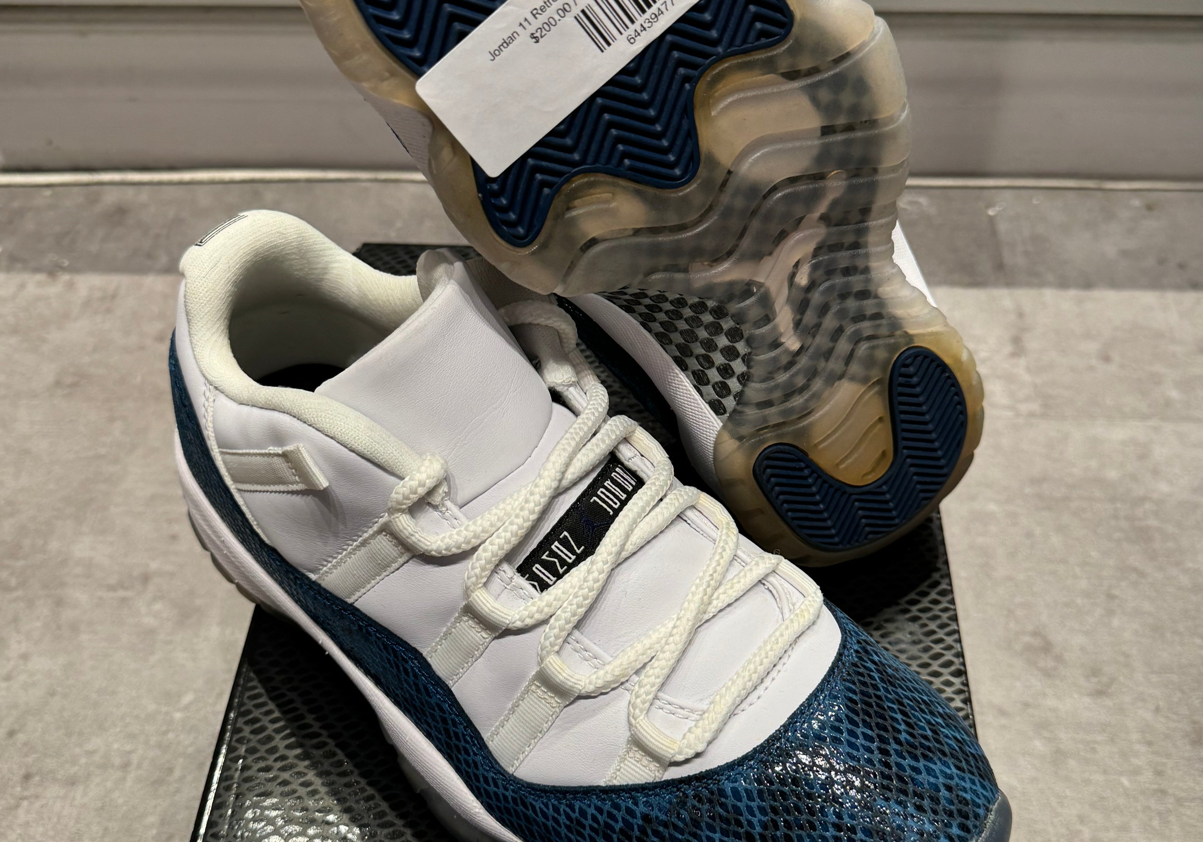 Jordan 11 Retro Low Snake Navy (2019) (Preowned)