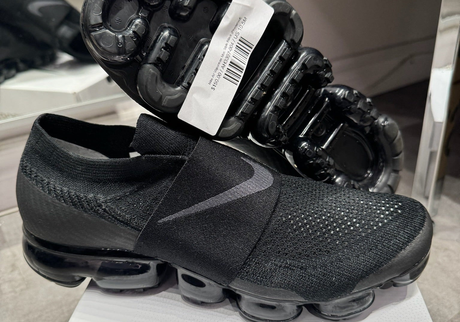 Nike Air Vapormax Moc Triple Black (Preowned)