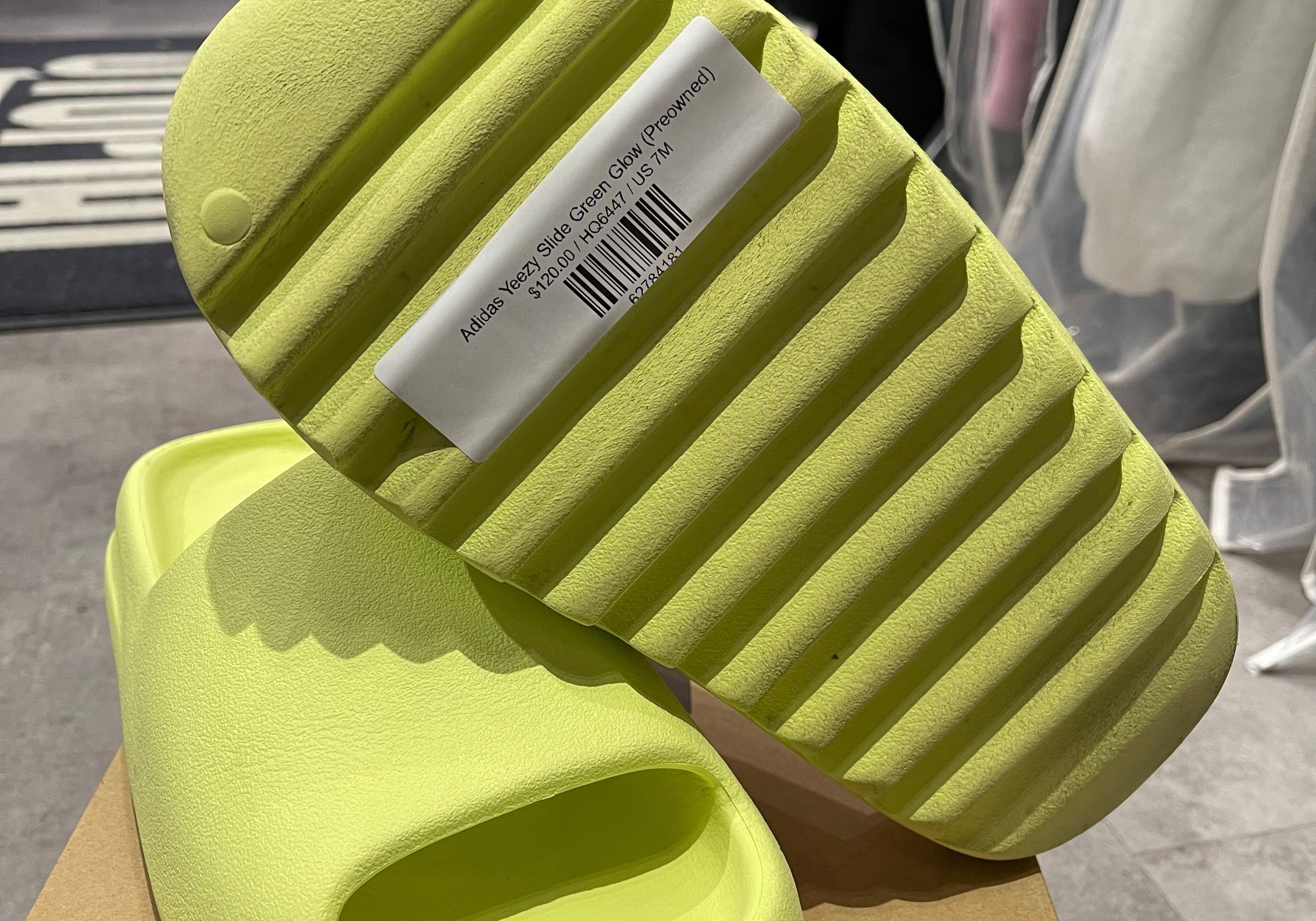 Adidas Yeezy Slide Green Glow (Preowned Size 7)