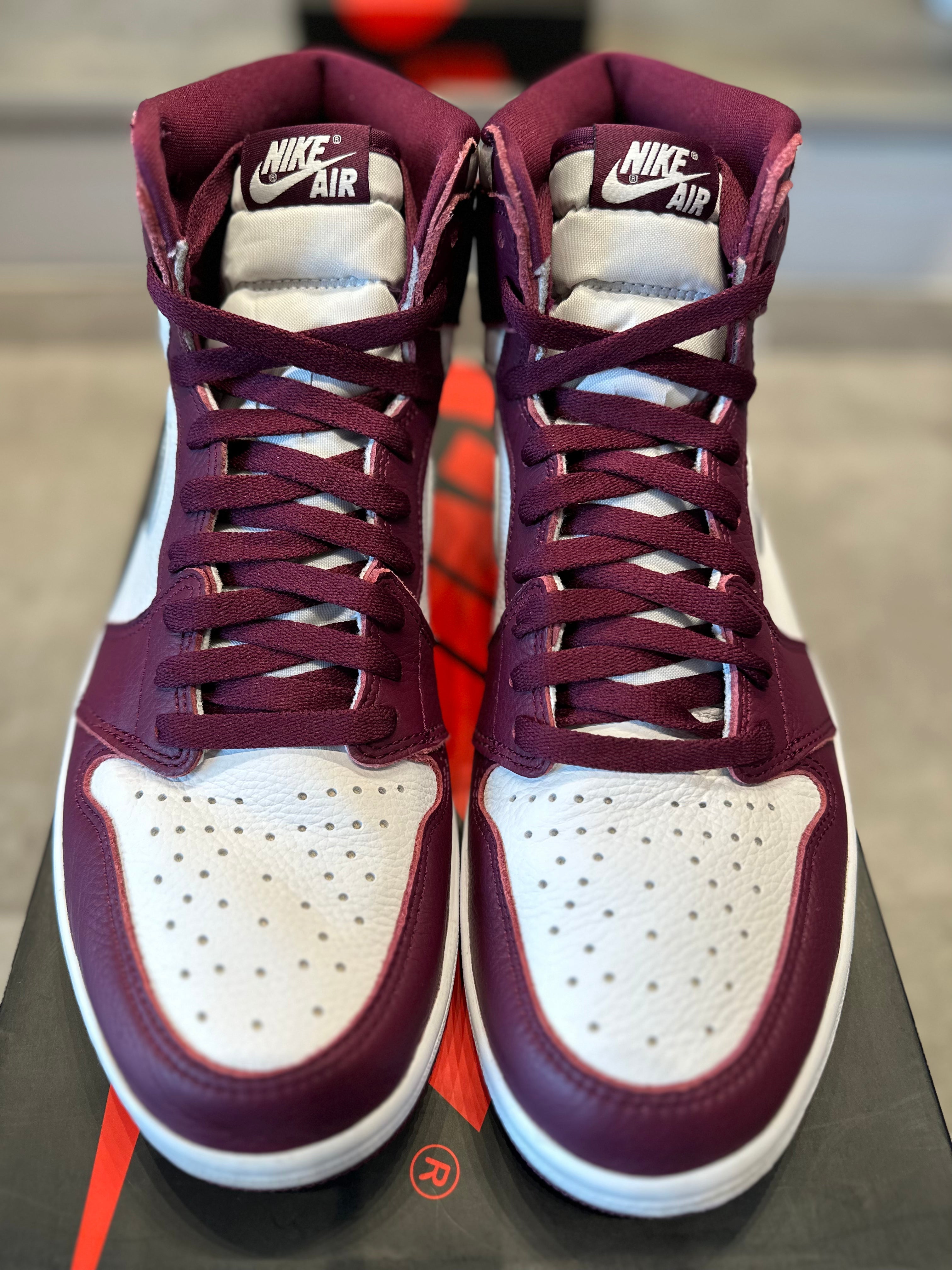 Jordan 1 Retro High Bordeaux (Preowned Size 11)