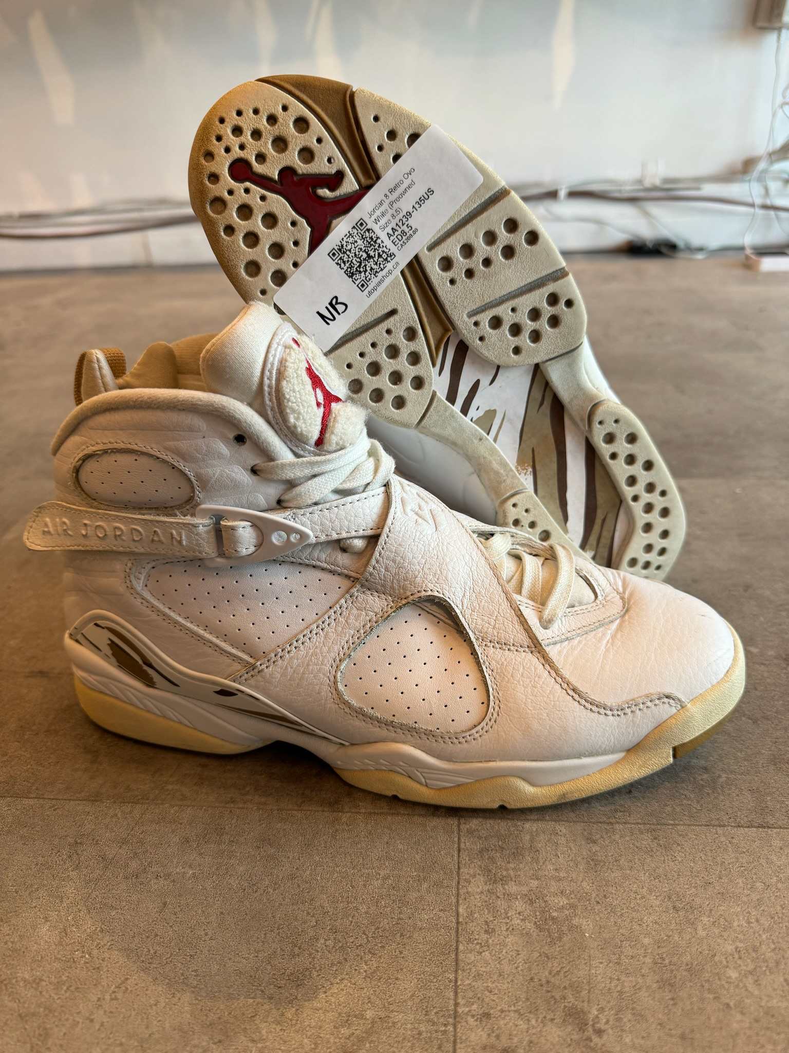 Jordan 8 Retro Ovo White (Preowned Size 8.5)